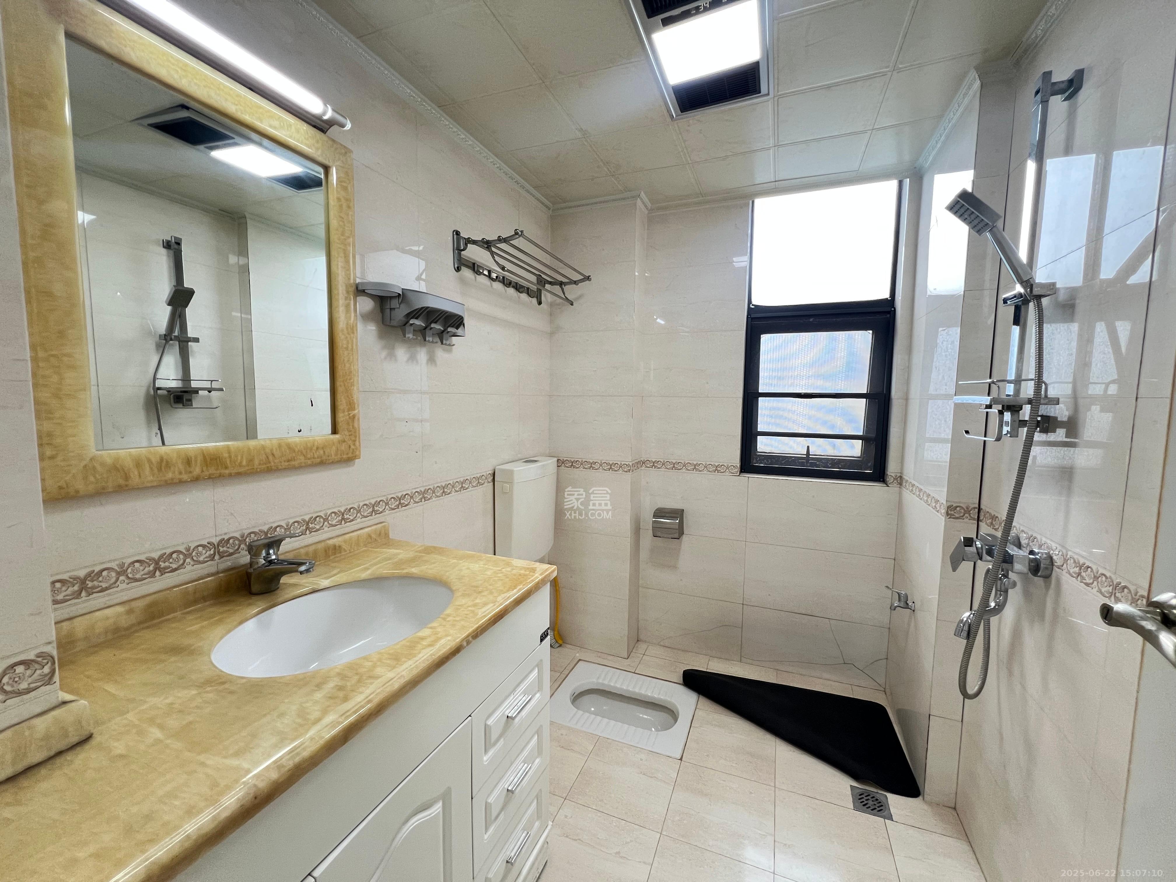 茂华国际湘 2室2厅2卫 2800.0元/月 茂华国际湘 2室2厅2卫 2800.0元/月室内图