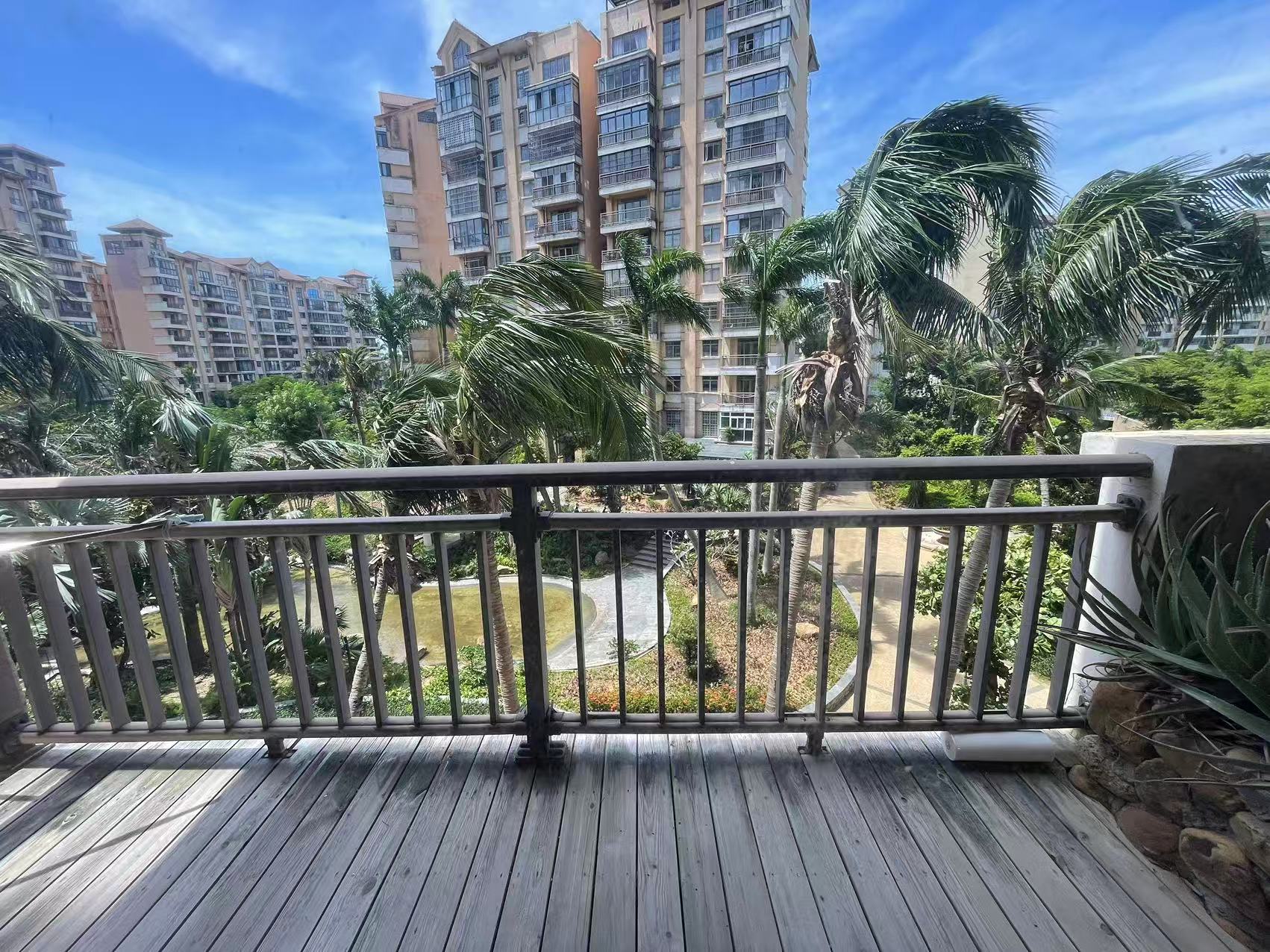 新世界花园二期 5室2厅3卫 6500.0元/月 新世界花园二期 5室2厅3卫 6500.0元/月室内图