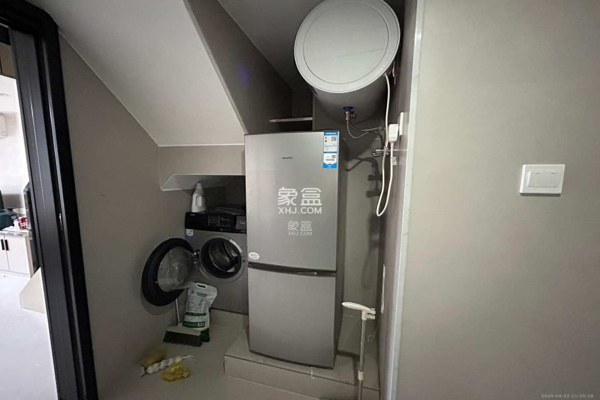 新城悦隽公园 1室1厅1卫 1600.0元/月 新城悦隽公园 1室1厅1卫 1600.0元/月室内图