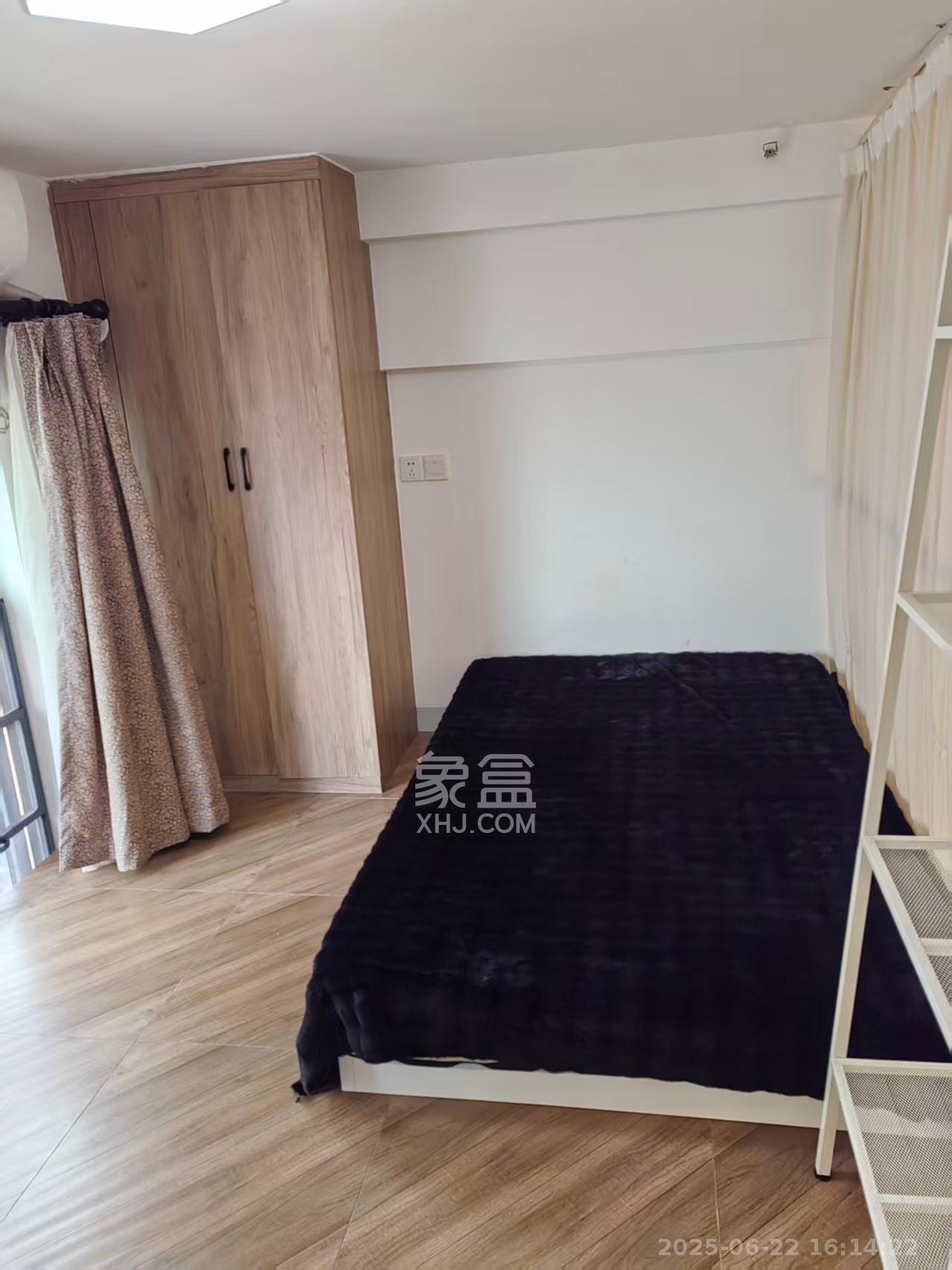 荣盛花语书苑 2室1厅1卫 2300.0元/月 荣盛花语书苑 2室1厅1卫 2300.0元/月室内图