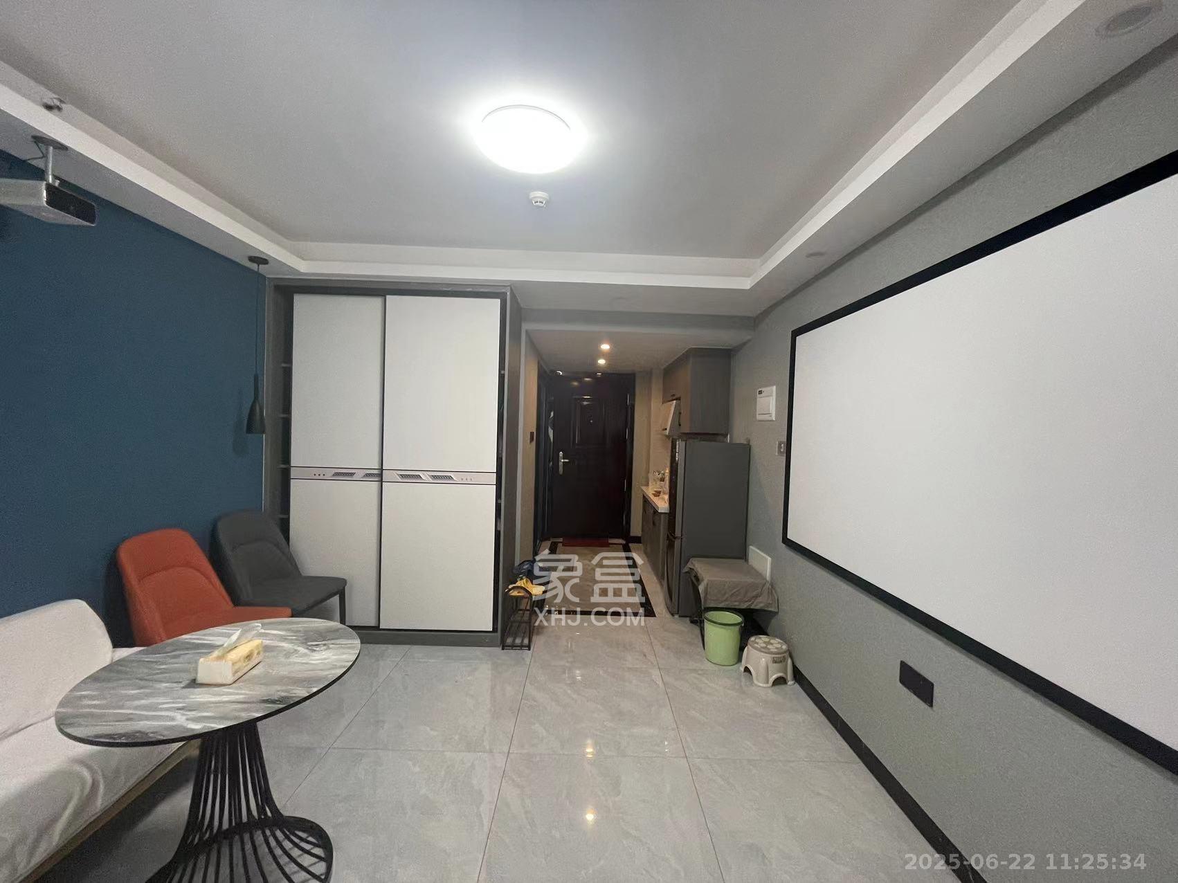 中海珑悦府 1室1厅1卫 1400.0元/月 中海珑悦府 1室1厅1卫 1400.0元/月室内图