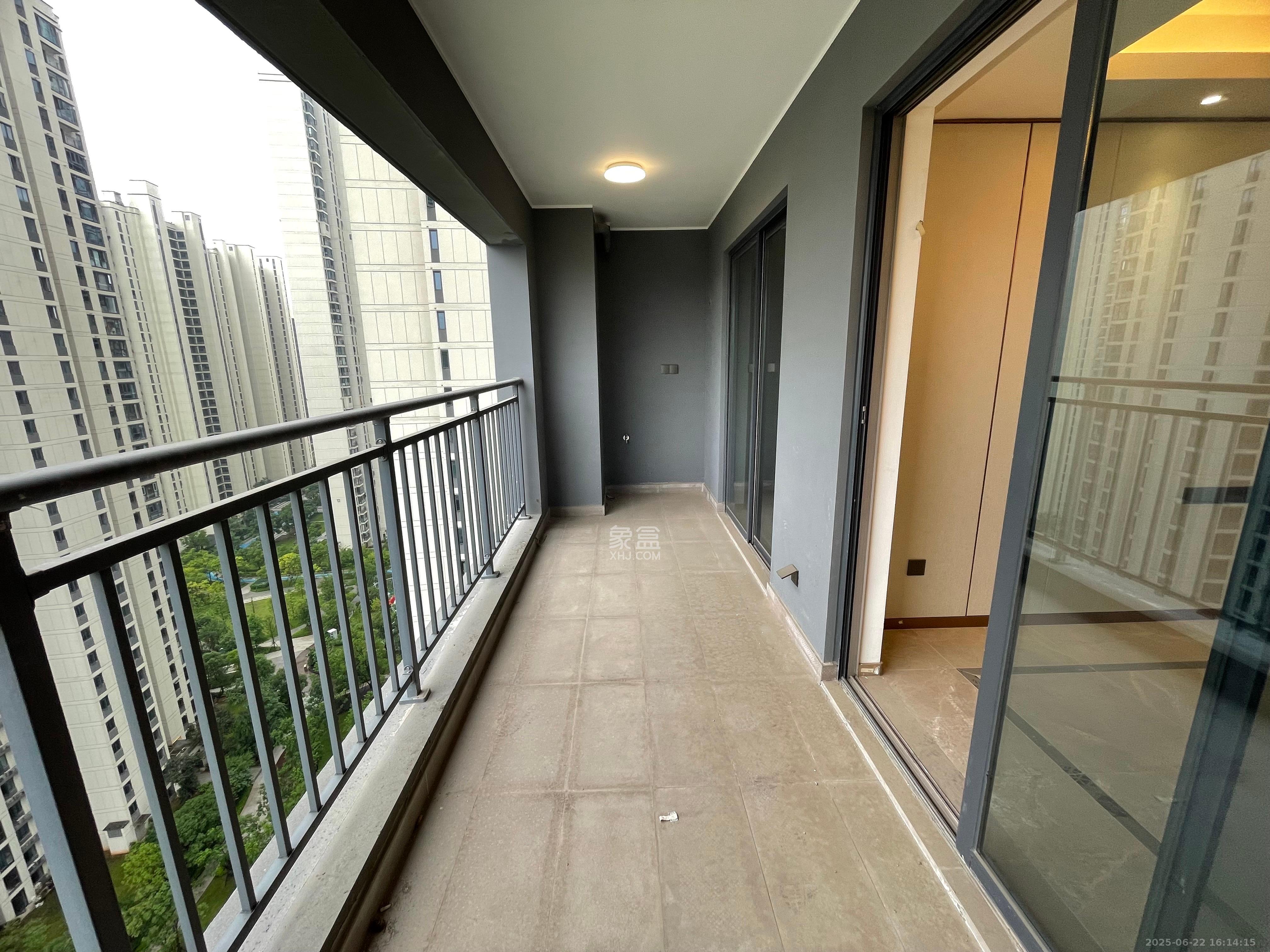 旭辉雨花郡  4室2厅2卫   4800.00元/月室内图