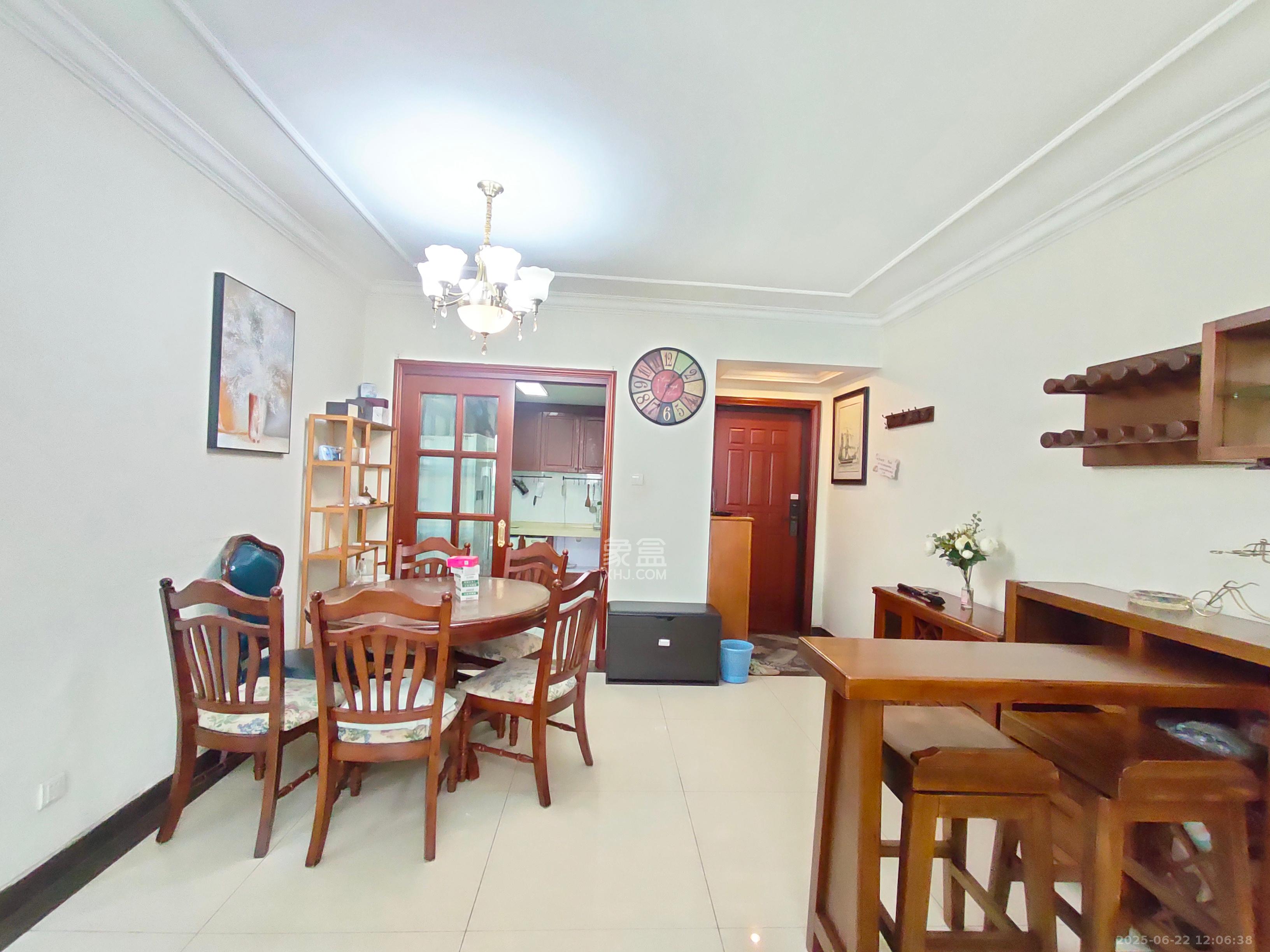 恒大城 3室2厅2卫 2600.0元/月 恒大城 3室2厅2卫 2600.0元/月室内图