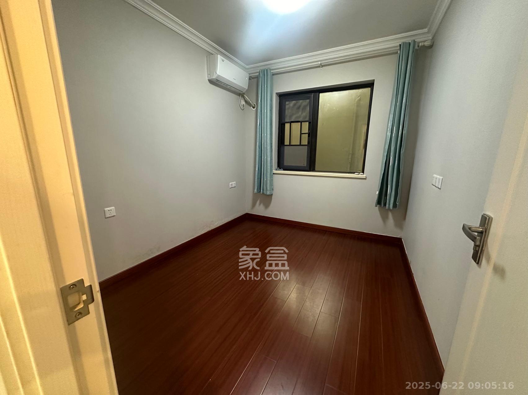 中海珑悦府  1室0厅0卫   3300.00元/月室内图