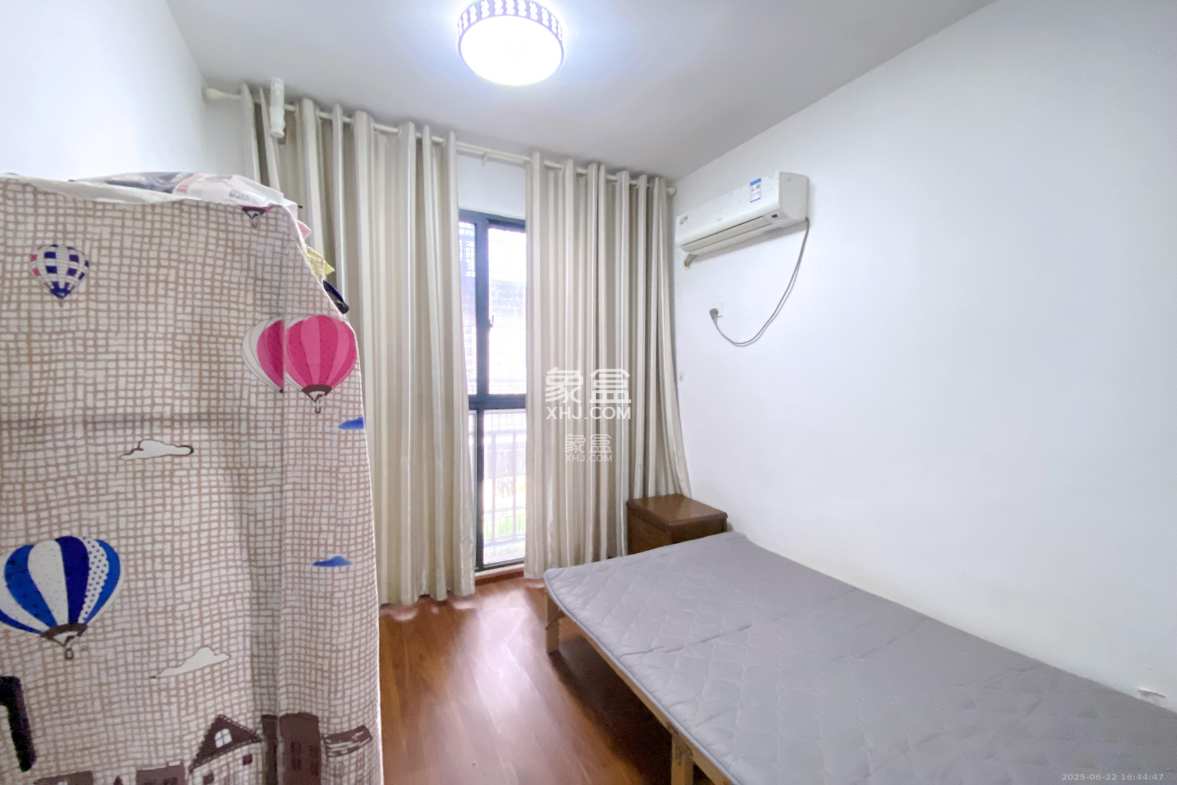 君康家园(梅溪湖七喜街)  3室2厅2卫    3200.0元/月 君康家园(梅溪湖七喜街)  3室2厅2卫    3200.0元/月室内图