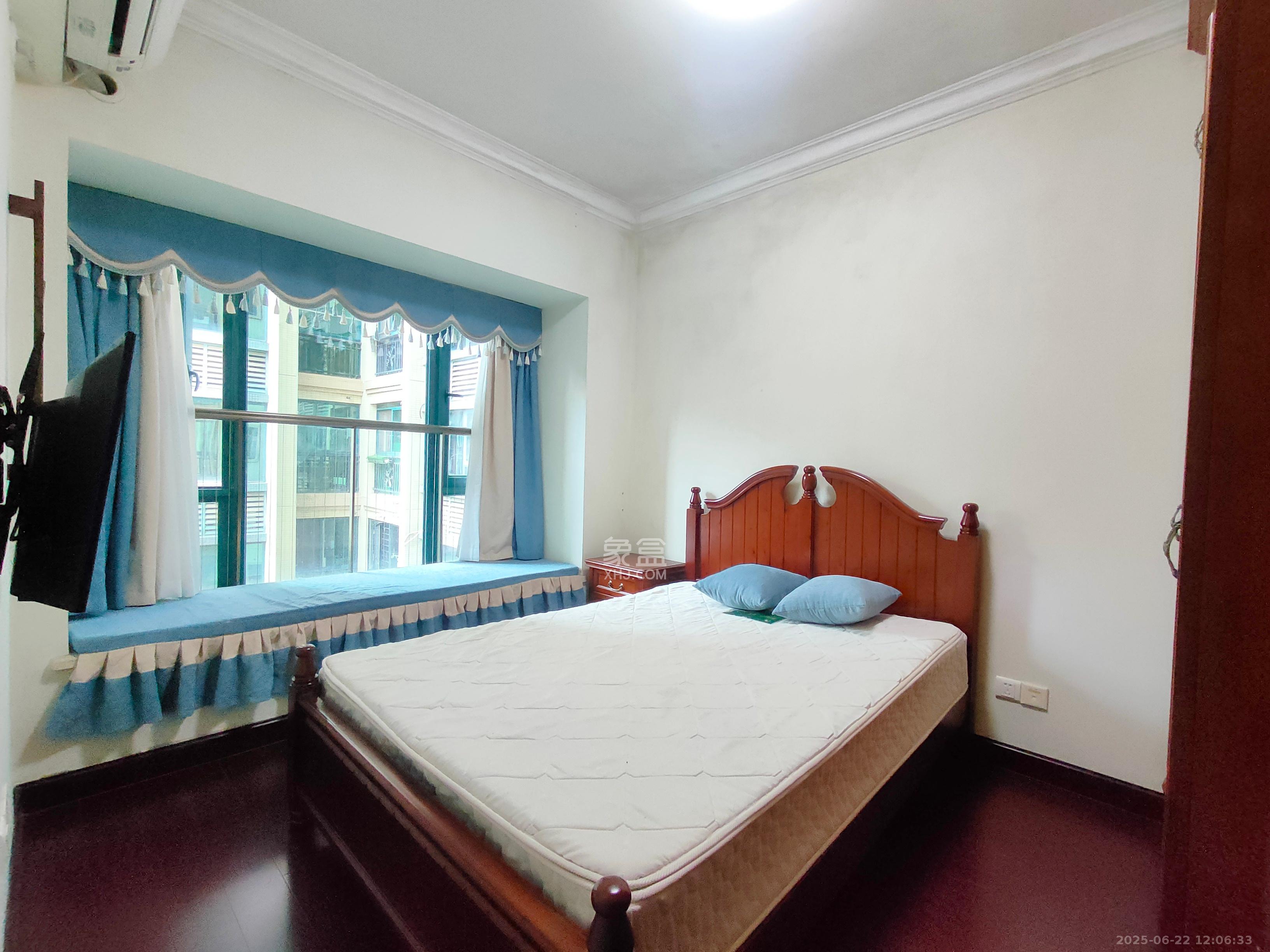 恒大城 3室2厅2卫 2600.0元/月 恒大城 3室2厅2卫 2600.0元/月室内图