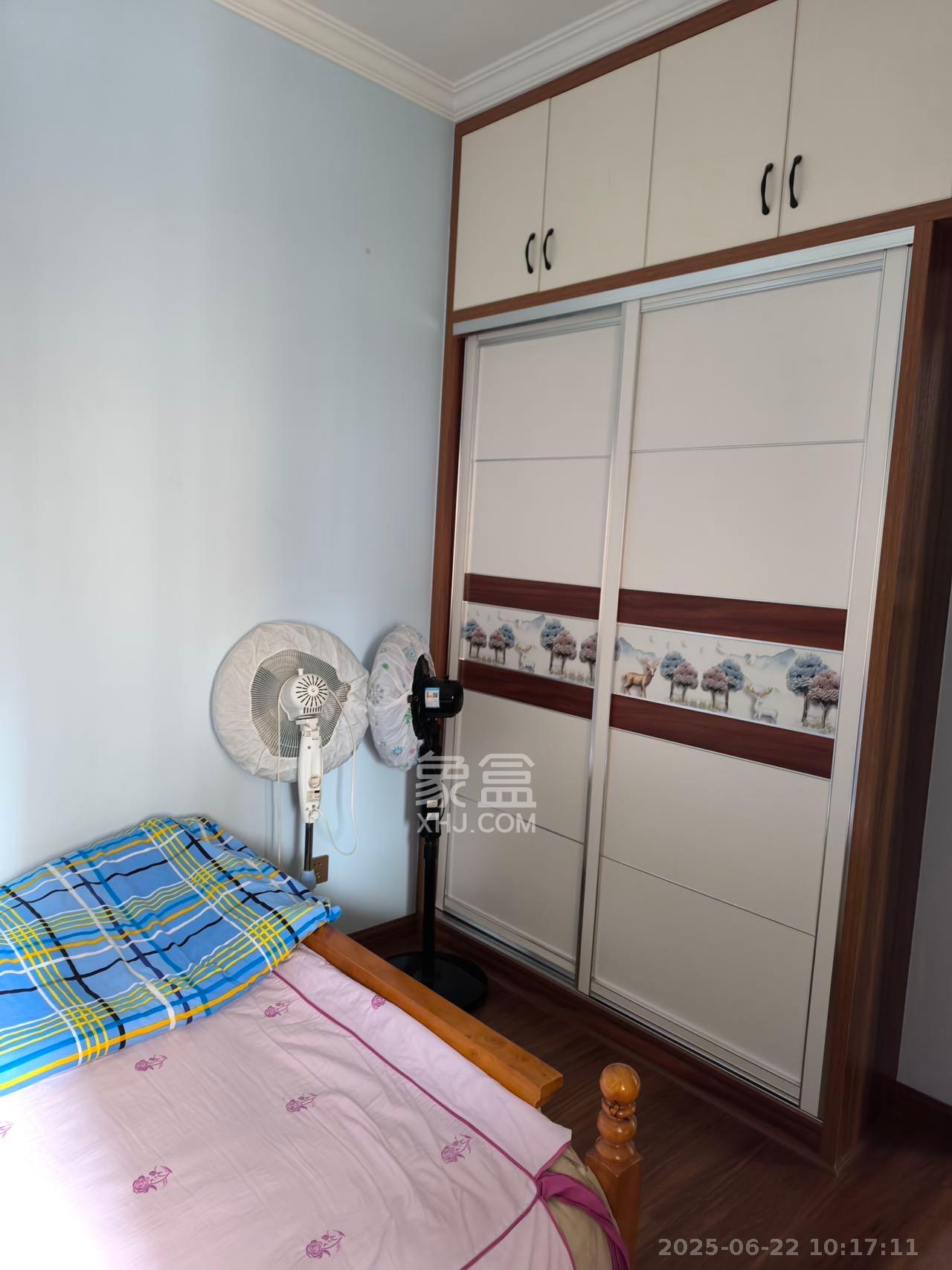 五矿万境水岸五期（五矿万境水岸文苑）  2室2厅1卫   2600.00元/月室内图