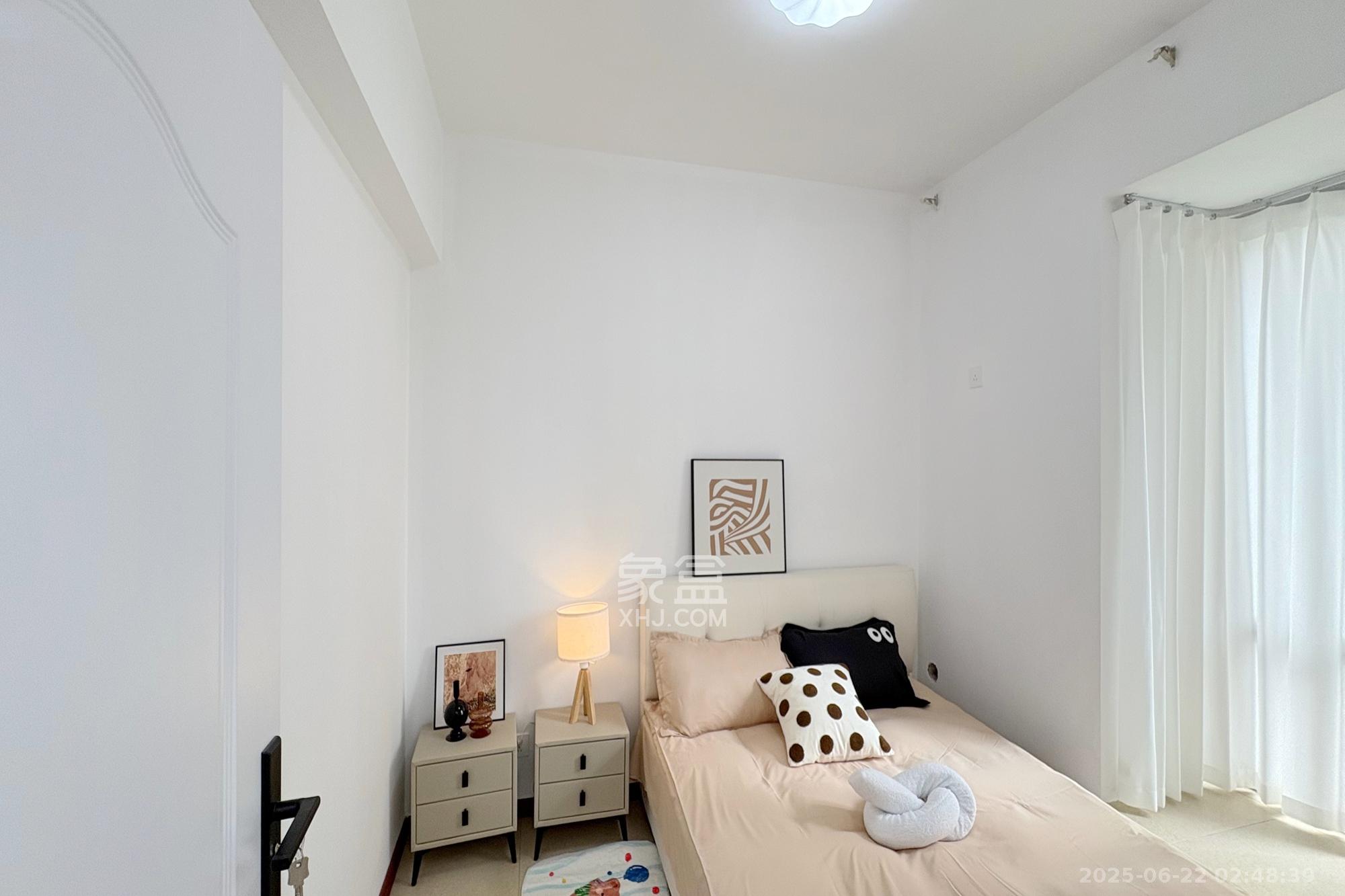 凯通国际城（凯通朝庭）  2室1厅1卫    55.0万卧室