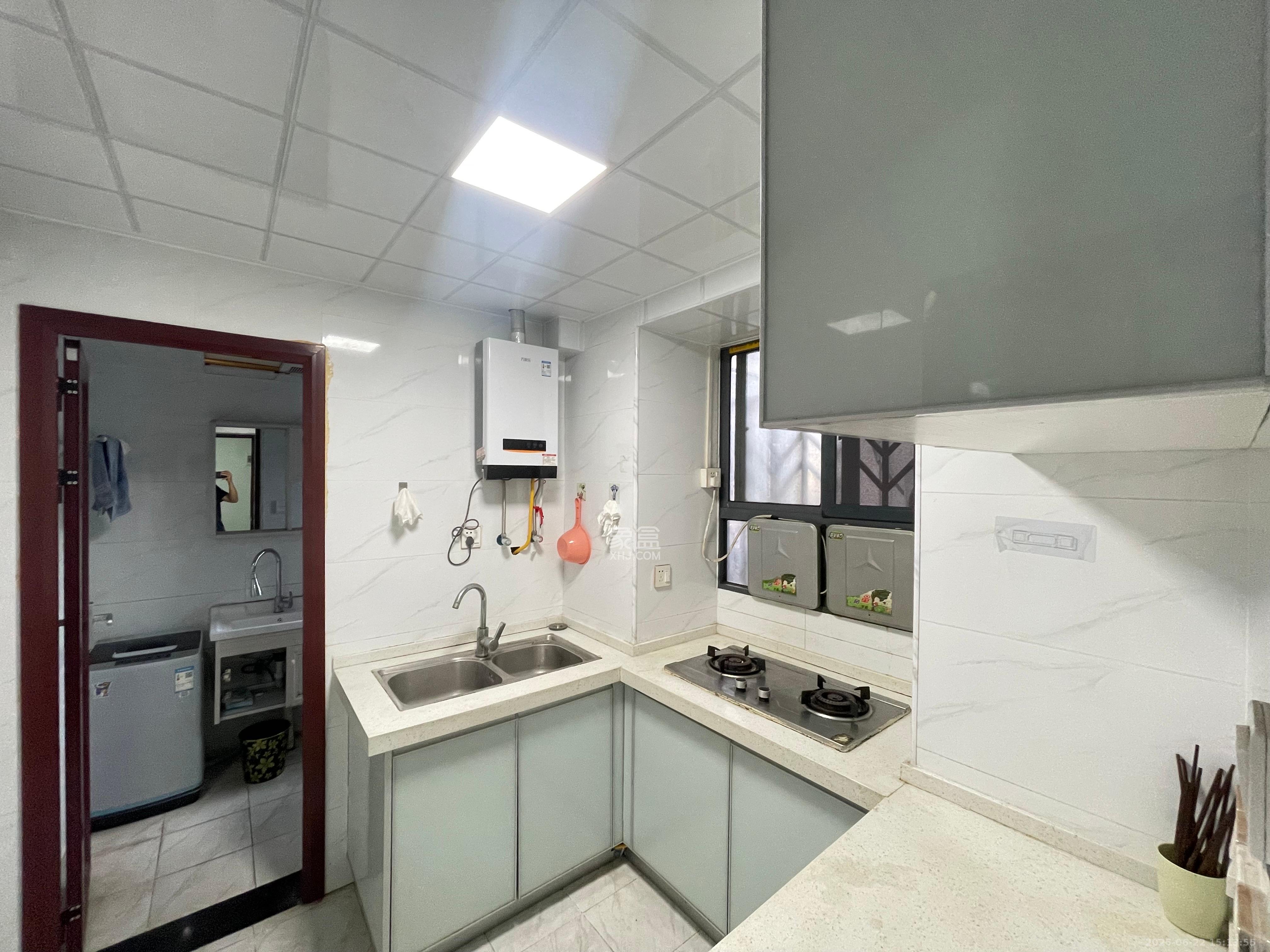 东文庙坪 2室1厅1卫 2700.0元/月 东文庙坪 2室1厅1卫 2700.0元/月室内图