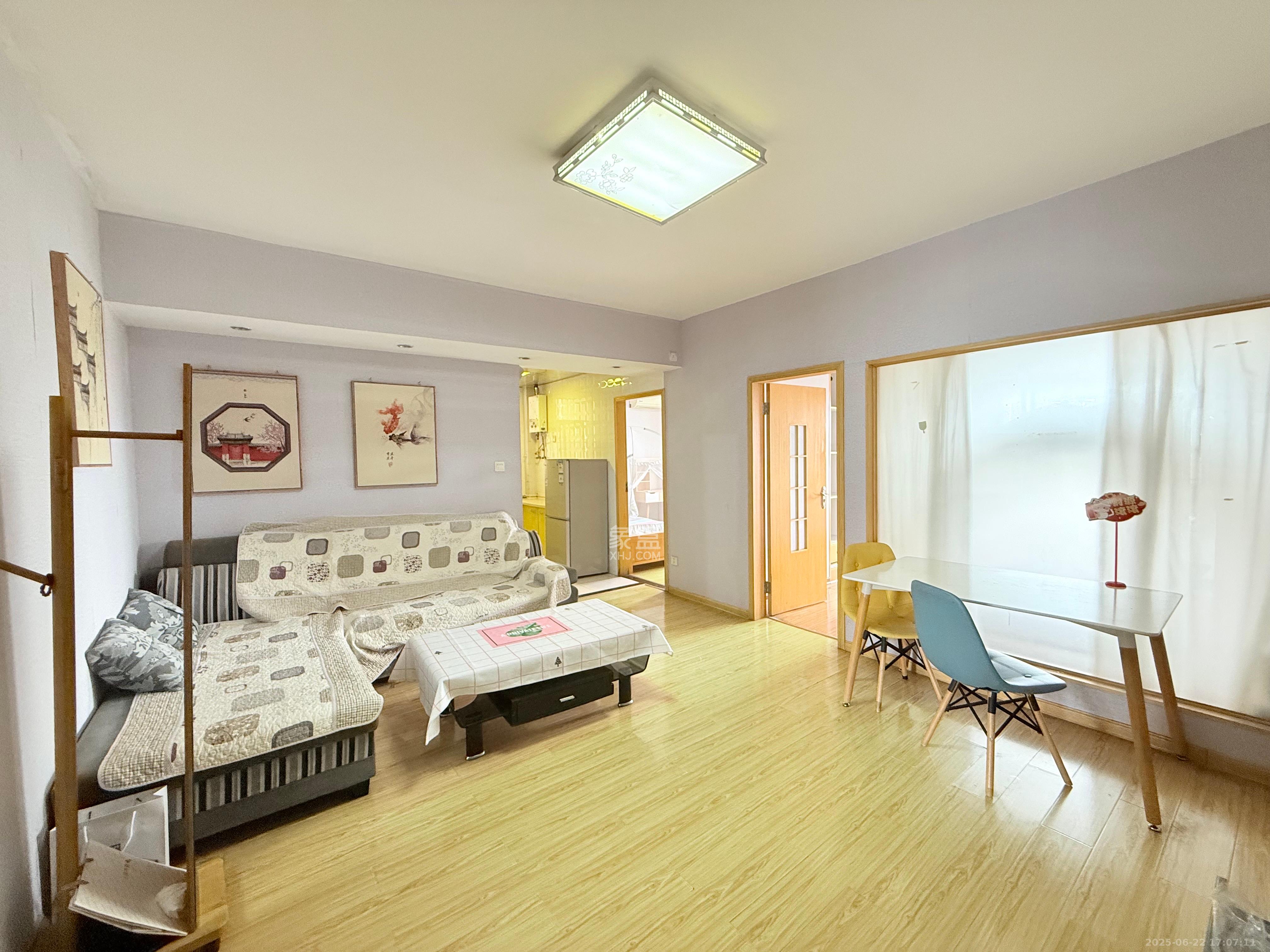 博雅公寓  2室1厅1卫    2300.0元/月 博雅公寓  2室1厅1卫    2300.0元/月室内图