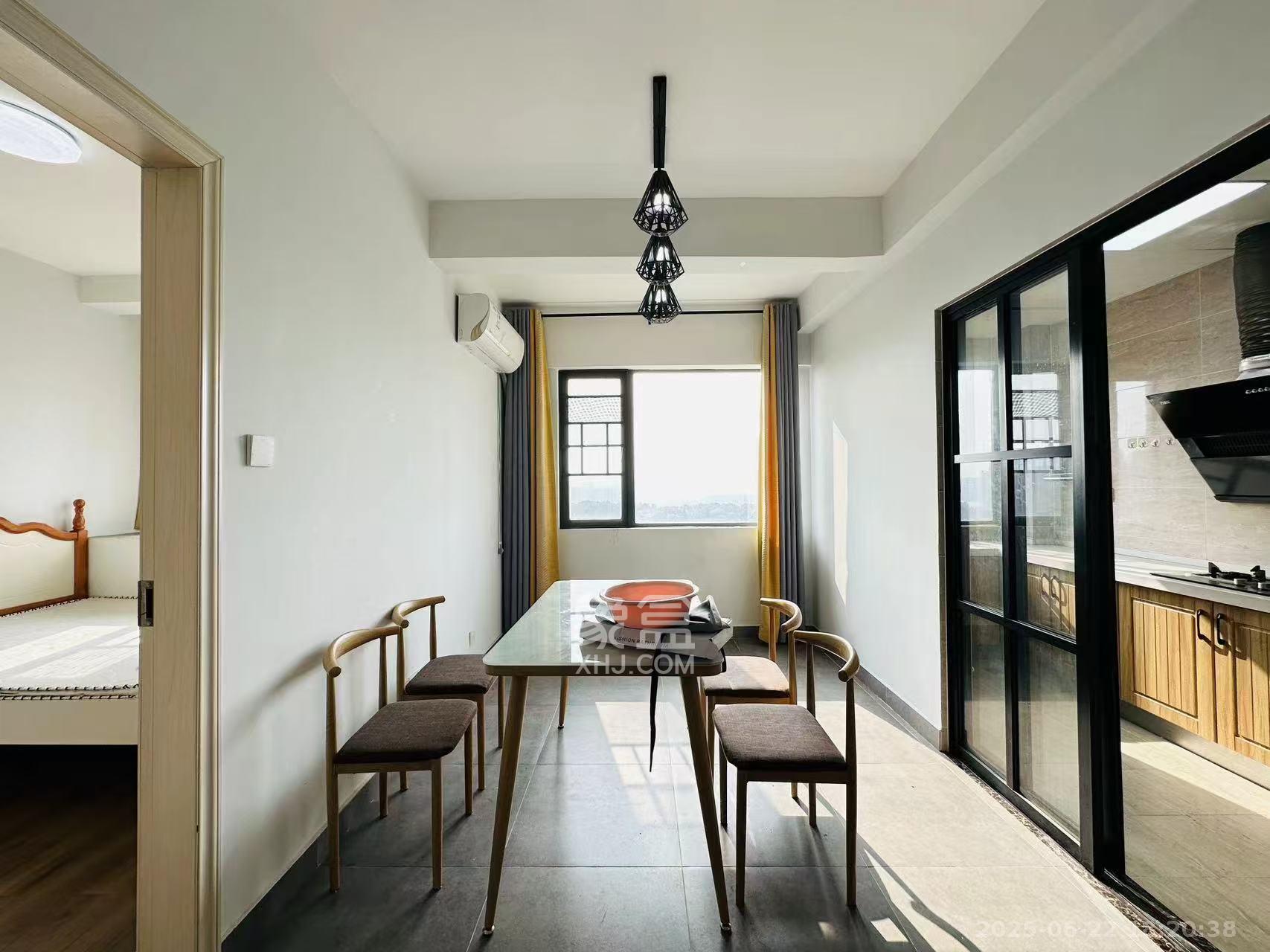 凯悦名城(泰悦公寓) 2室2厅1卫 2500.0元/月 凯悦名城(泰悦公寓) 2室2厅1卫 2500.0元/月室内图