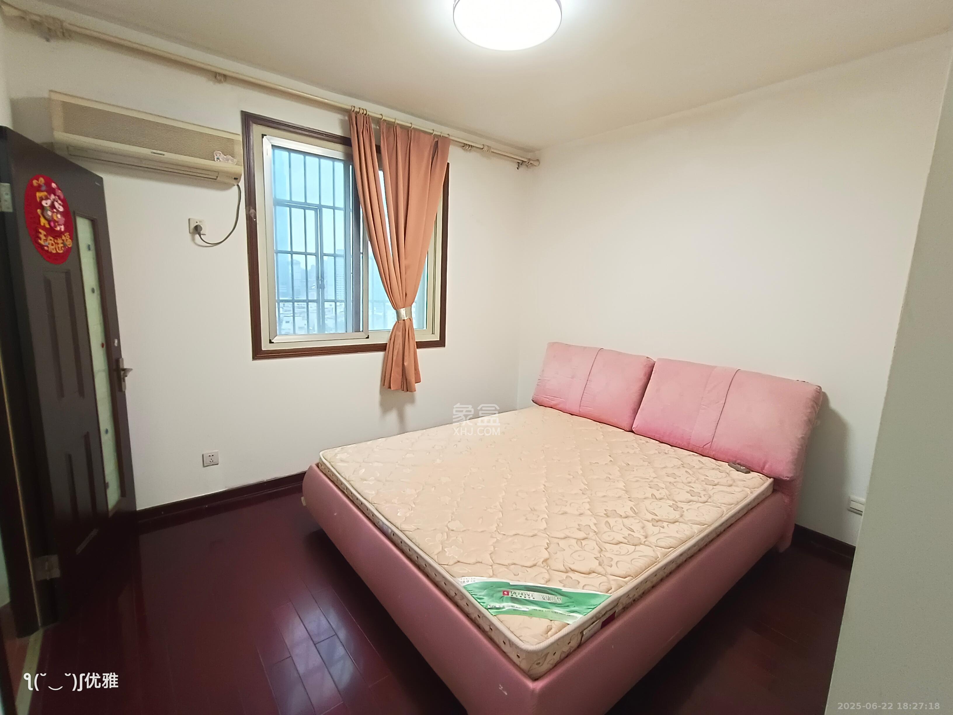 慧丰楼  3室2厅2卫   3200.00元/月室内图