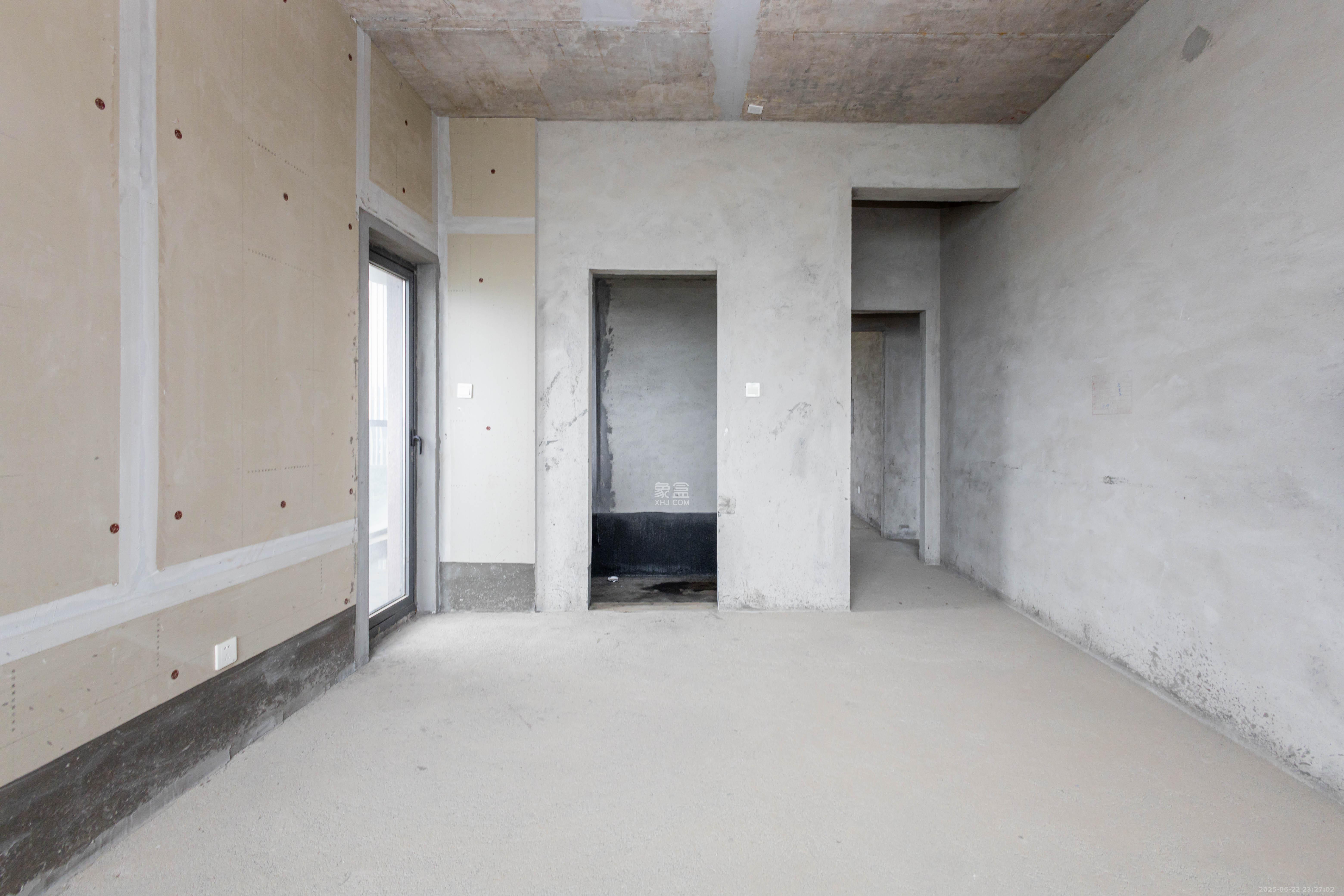 福天星中心(福天星雅苑) 5室2厅2卫 268.8万 福天星中心(福天星雅苑) 5室2厅2卫 268.8万卧室