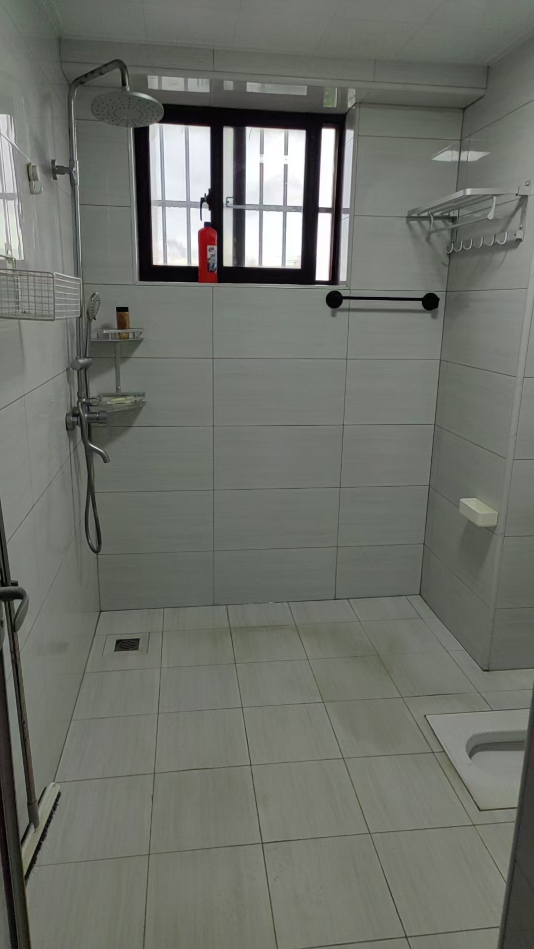 书香苑  4室2厅2卫    2600.0元/月 书香苑  4室2厅2卫    2600.0元/月室内图