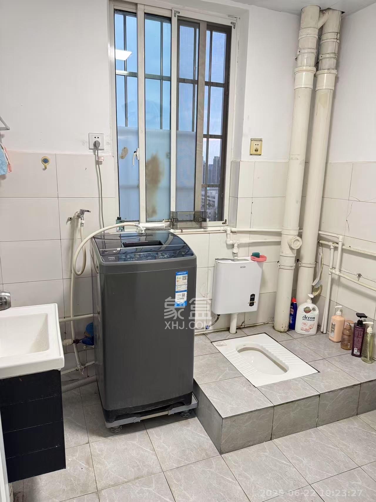 雅致名园 2室2厅1卫 2800.0元/月 雅致名园 2室2厅1卫 2800.0元/月室内图