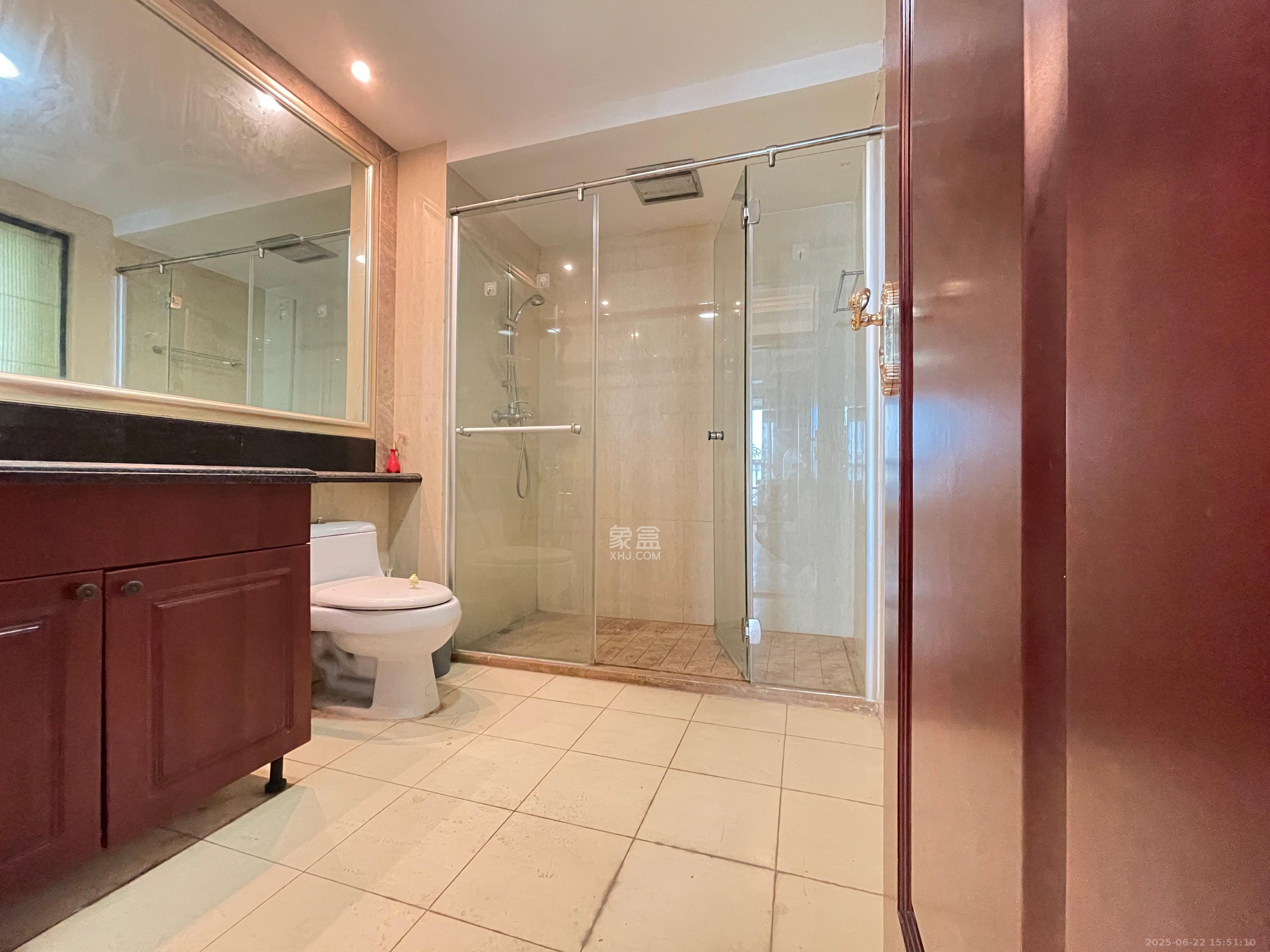 恒大名都 3室2厅2卫 2000.0元/月 恒大名都 3室2厅2卫 2000.0元/月室内图