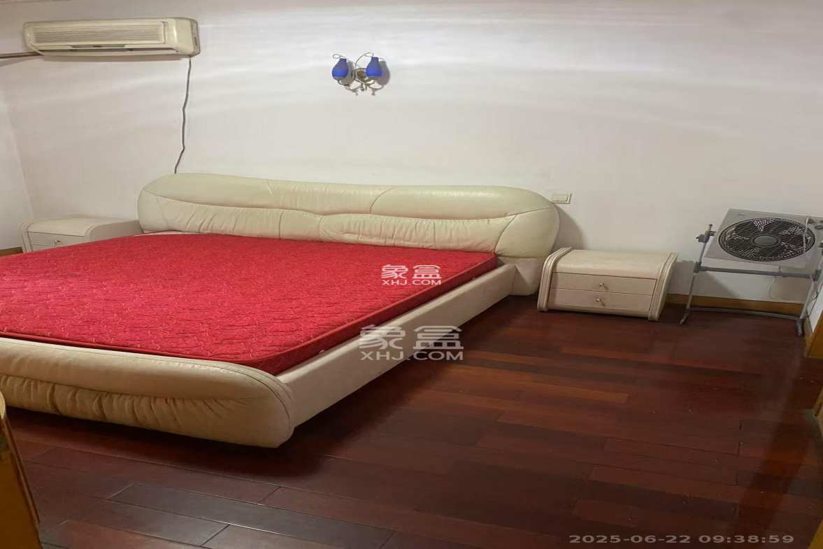 科教新村 4室2厅2卫 3000.0元/月 科教新村 4室2厅2卫 3000.0元/月室内图