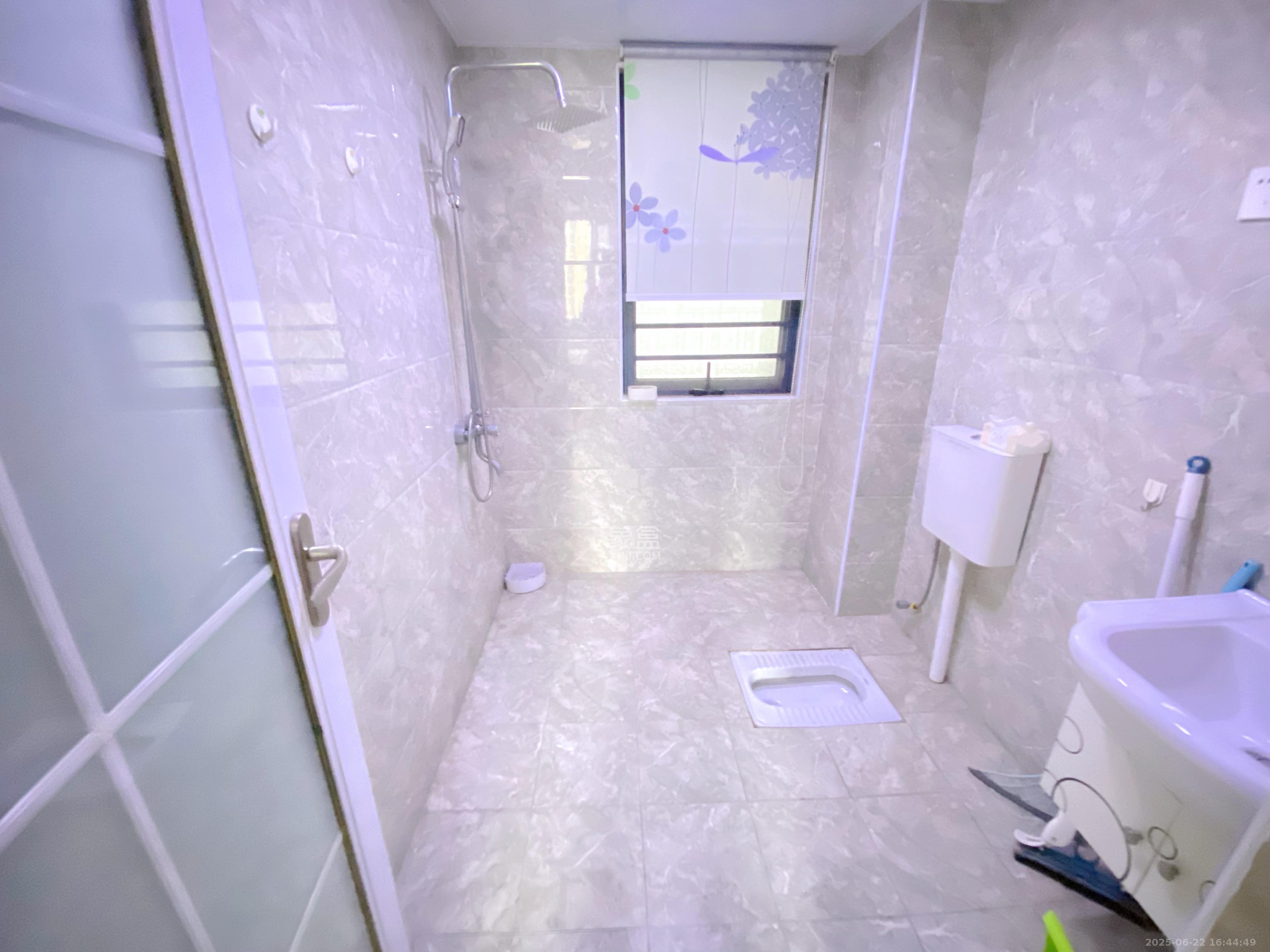 君康家园(梅溪湖七喜街)  3室2厅2卫    3200.0元/月 君康家园(梅溪湖七喜街)  3室2厅2卫    3200.0元/月室内图