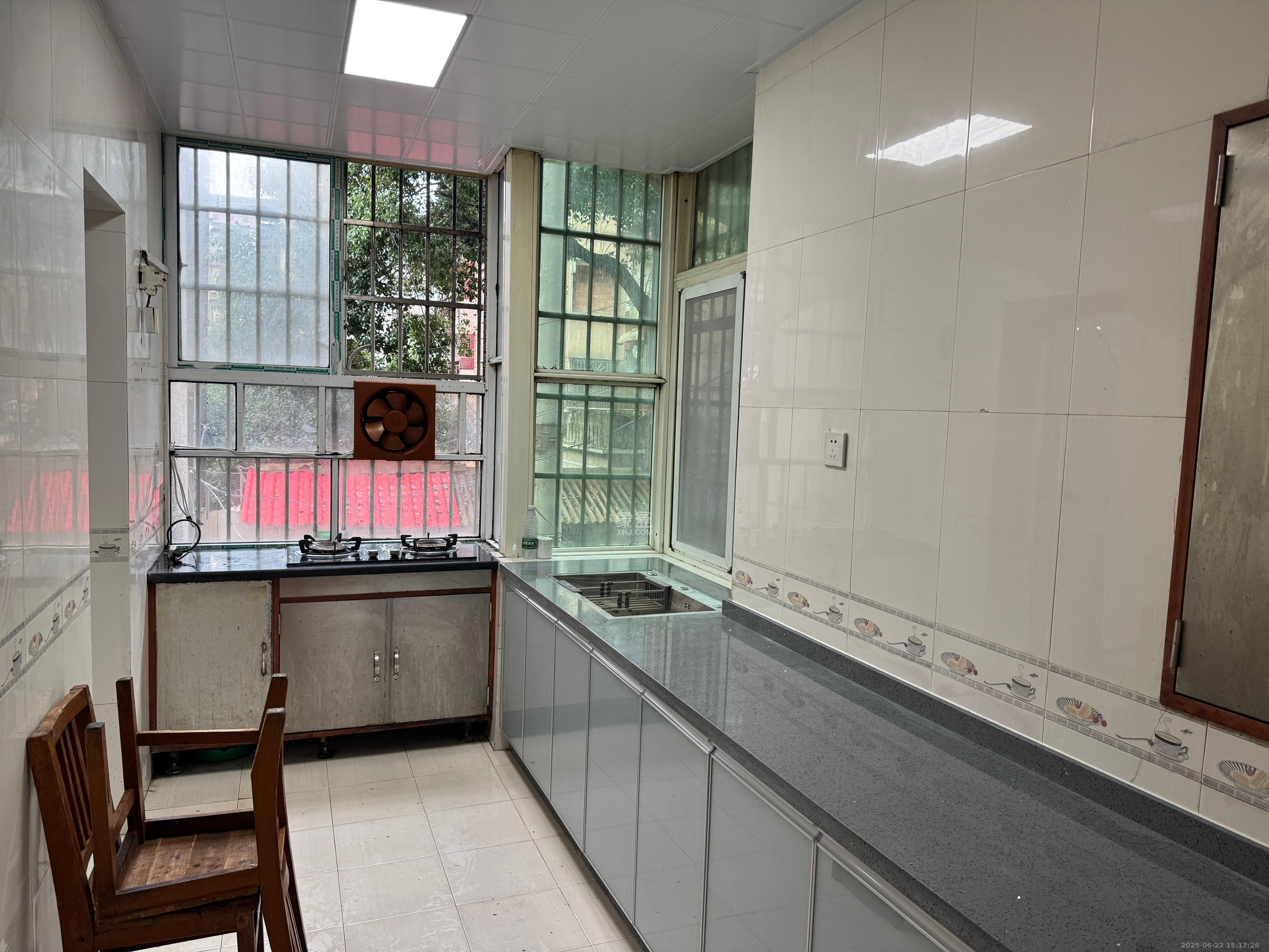 杉星小区 4室1厅1卫 1500.0元/月 杉星小区 4室1厅1卫 1500.0元/月户型图