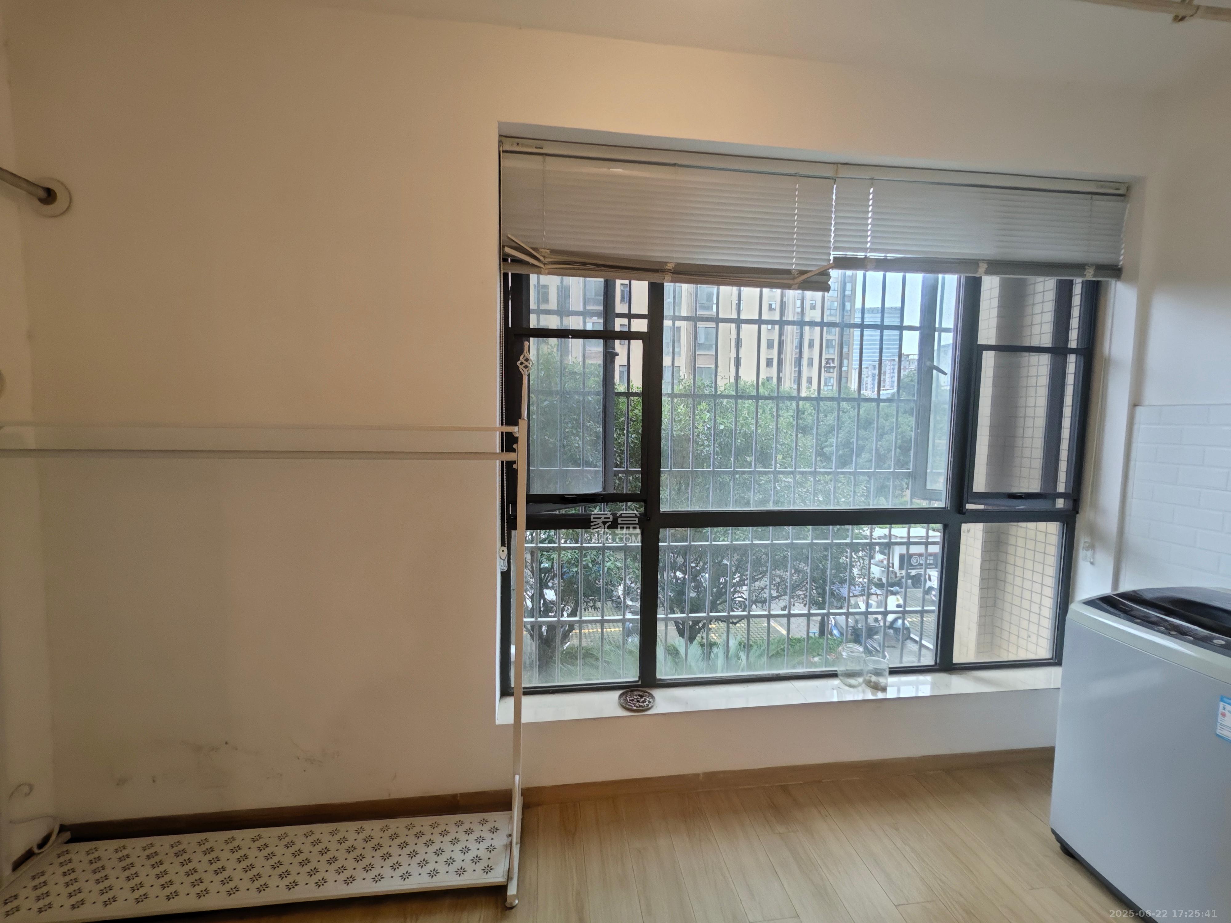 剑桥名门 1室1厅1卫 1400.0元/月 剑桥名门 1室1厅1卫 1400.0元/月室内图