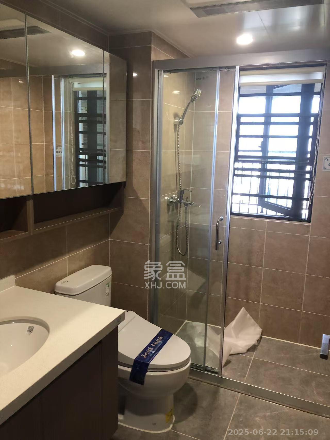 保利海德公园 3室2厅2卫 3800.0元/月 保利海德公园 3室2厅2卫 3800.0元/月室内图