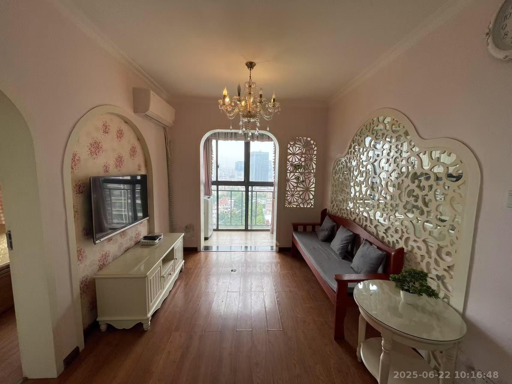 恒瑞雅园 1室1厅1卫 1300.0元/月 恒瑞雅园 1室1厅1卫 1300.0元/月室内图