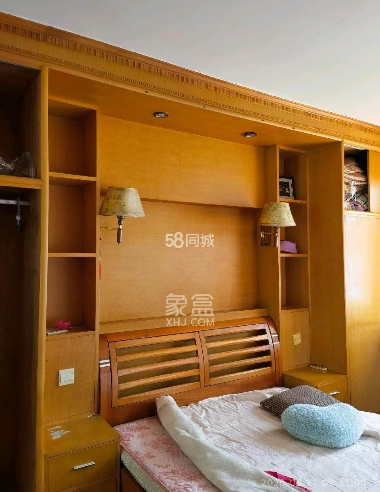 德政园  3室2厅1卫    2400.0元/月 德政园  3室2厅1卫    2400.0元/月室内图1