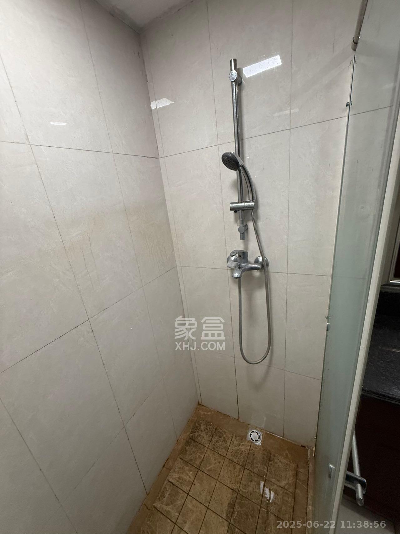 恒大华府  1室1厅1卫   1200.00元/月室内图