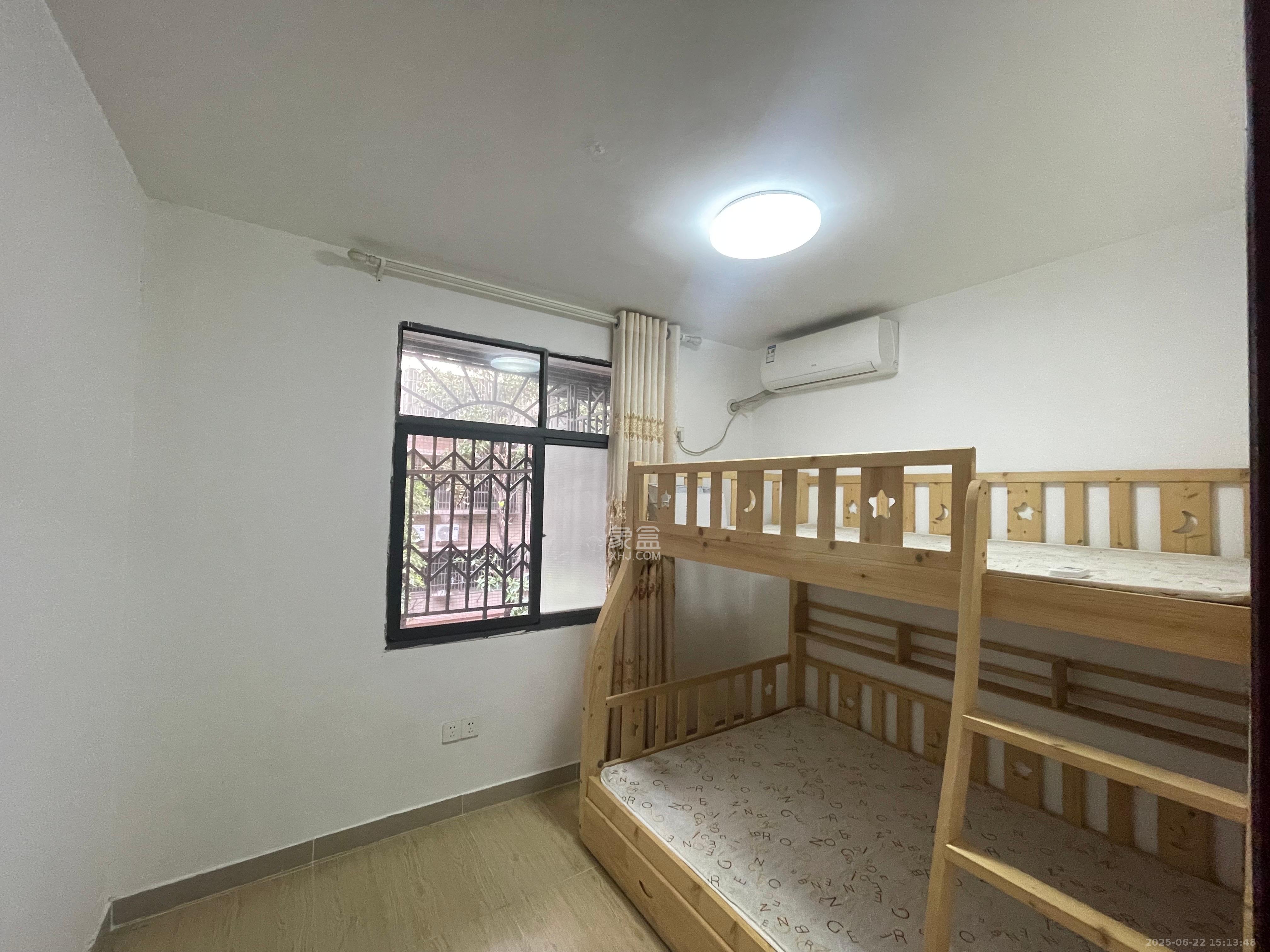 东文庙坪 2室1厅1卫 2700.0元/月 东文庙坪 2室1厅1卫 2700.0元/月室内图