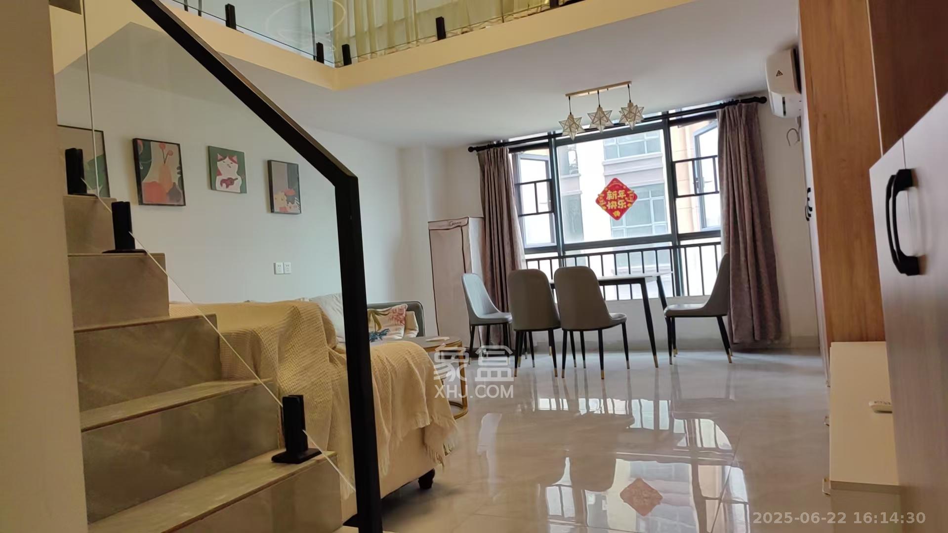 荣盛花语书苑  2室1厅1卫    2300.0元/月室内图