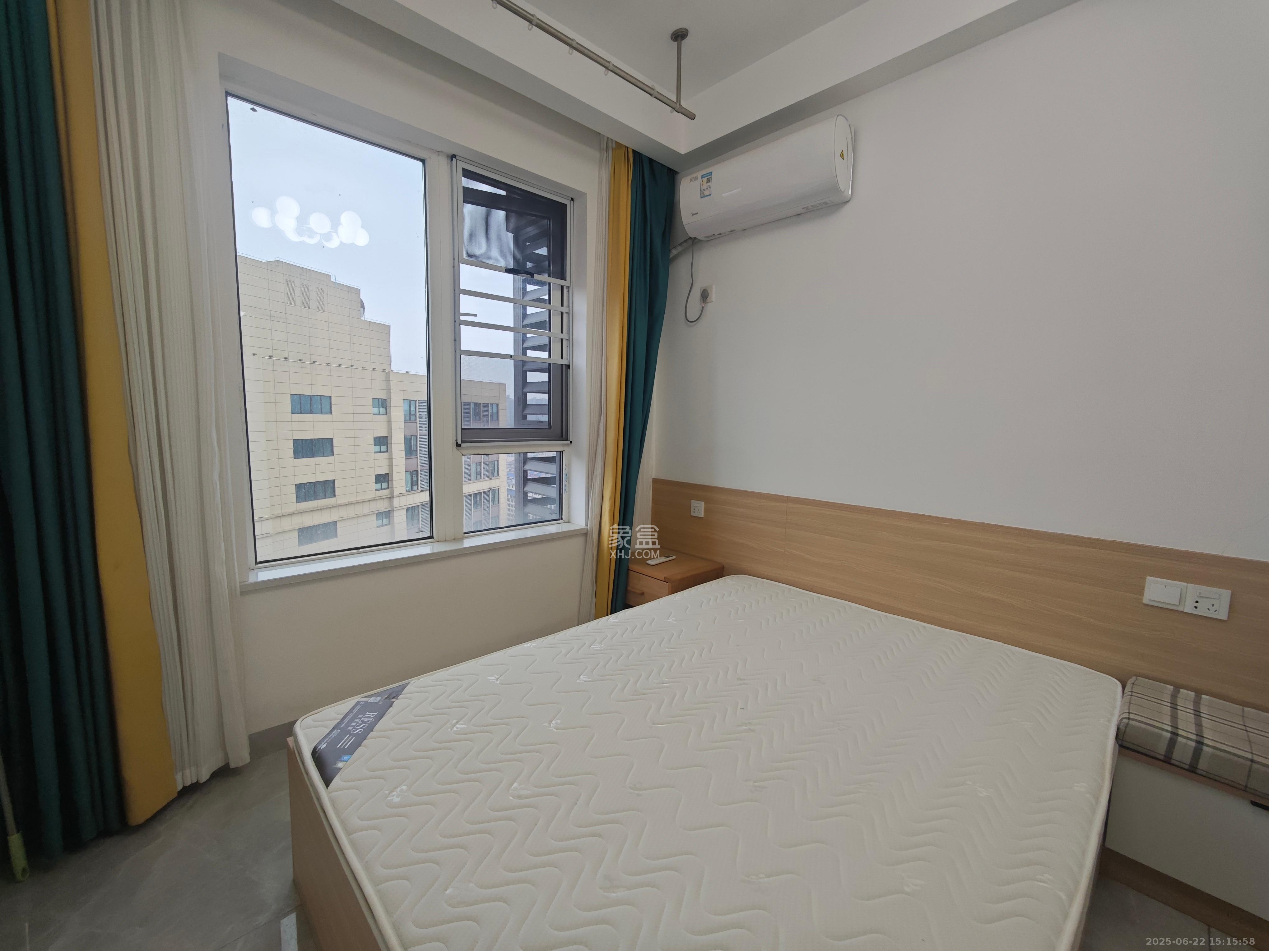 保利香槟国际  1室0厅0卫   1100.00元/月室内图