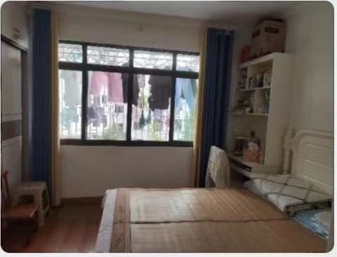 广电中心家属楼  2室1厅1卫    2100.0元/月 广电中心家属楼  2室1厅1卫    2100.0元/月室内图