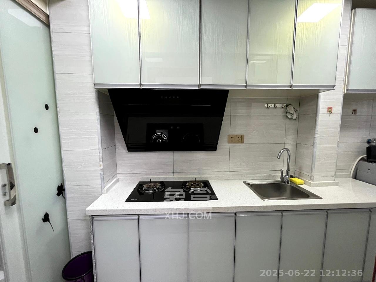 荣悦台  1室1厅1卫    2000.0元/月室内图