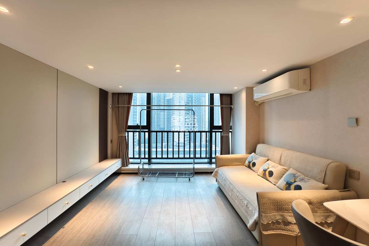 中一鲲出(鲲鹏府)  2室1厅1卫    2600.0元/月 中一鲲出(鲲鹏府)  2室1厅1卫    2600.0元/月室内图