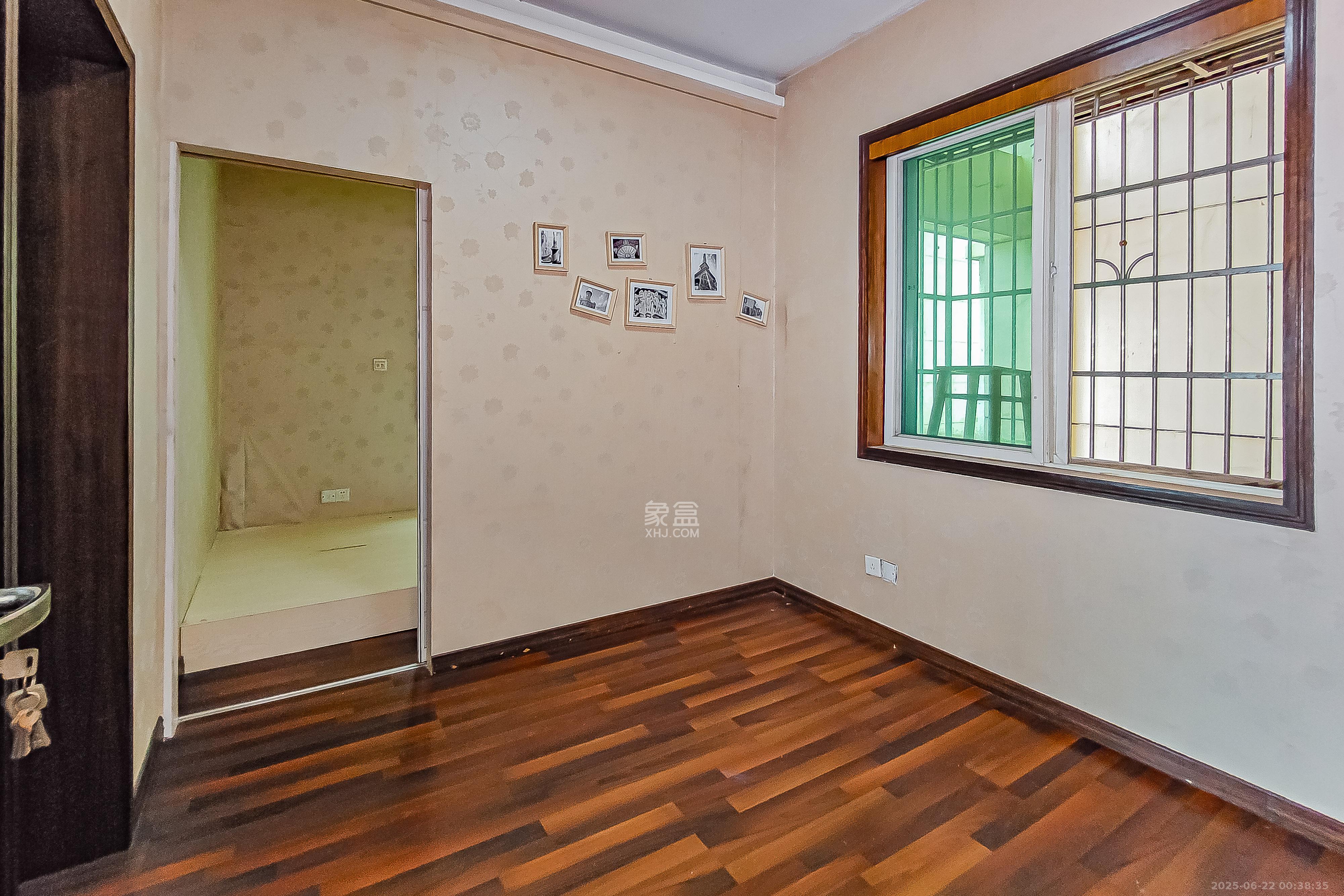 广泰家园 3室2厅1卫 62.8万 广泰家园 3室2厅1卫 62.8万卧室