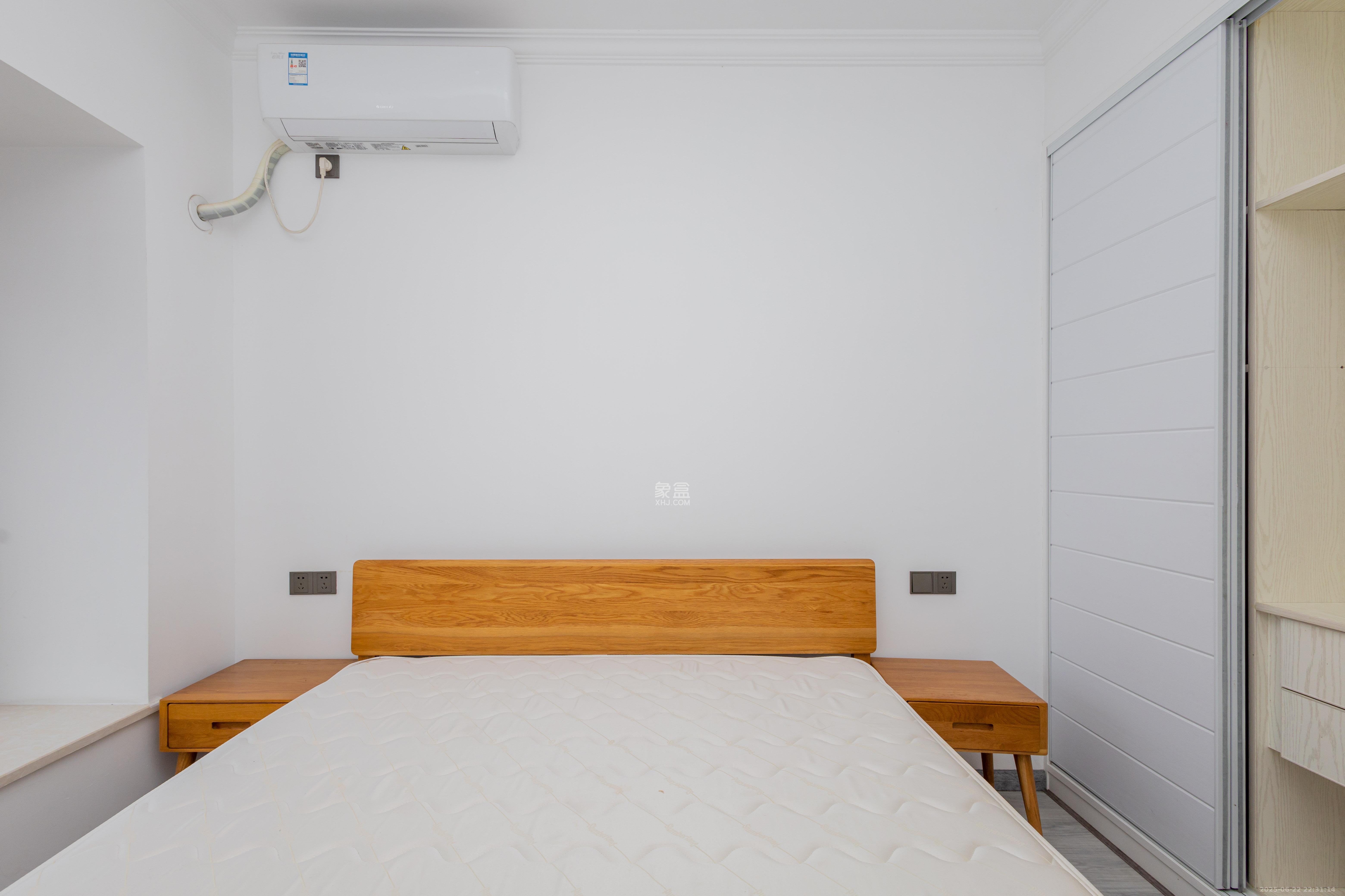 金科天悦(金科美邻汇) 3室2厅1卫 59.8万 金科天悦(金科美邻汇) 3室2厅1卫 59.8万卧室