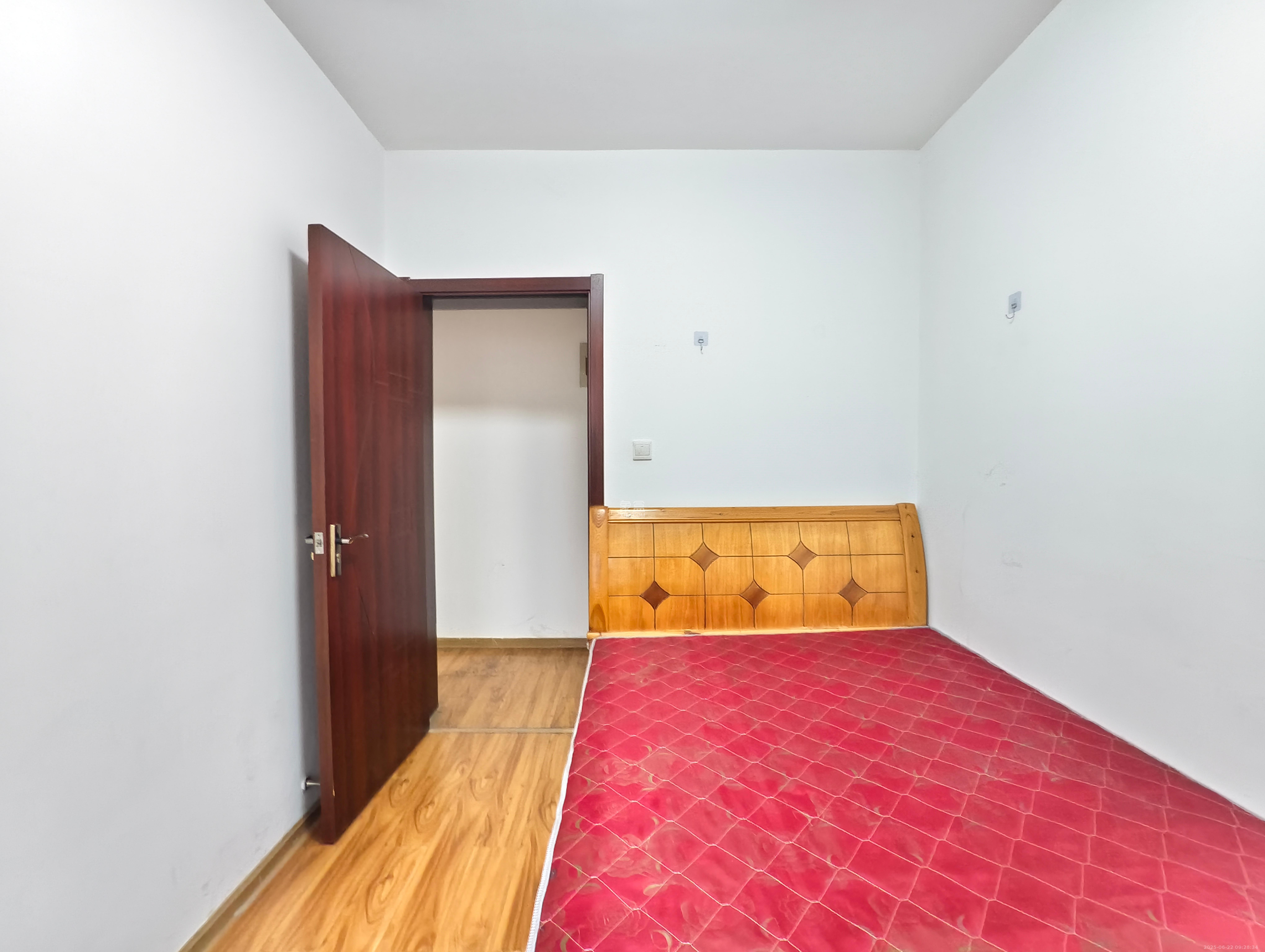 奥克斯广场 3室2厅1卫 2600.0元/月 奥克斯广场 3室2厅1卫 2600.0元/月室内图