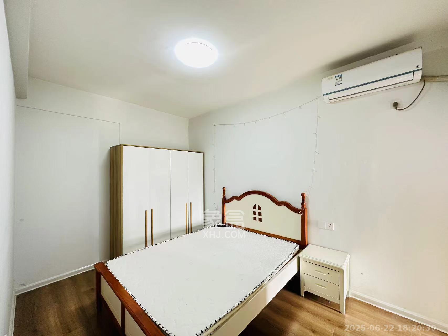 凯悦名城(泰悦公寓) 2室2厅1卫 2500.0元/月 凯悦名城(泰悦公寓) 2室2厅1卫 2500.0元/月室内图