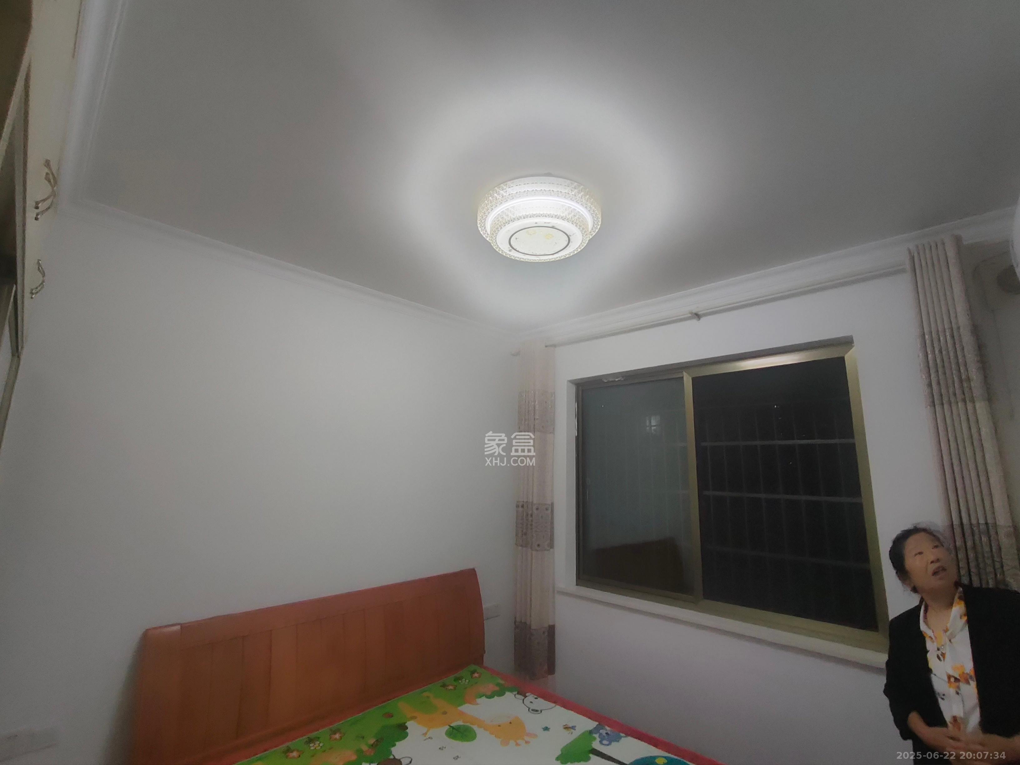 嘉顺苑 3室1厅1卫 2100.0元/月 嘉顺苑 3室1厅1卫 2100.0元/月室内图