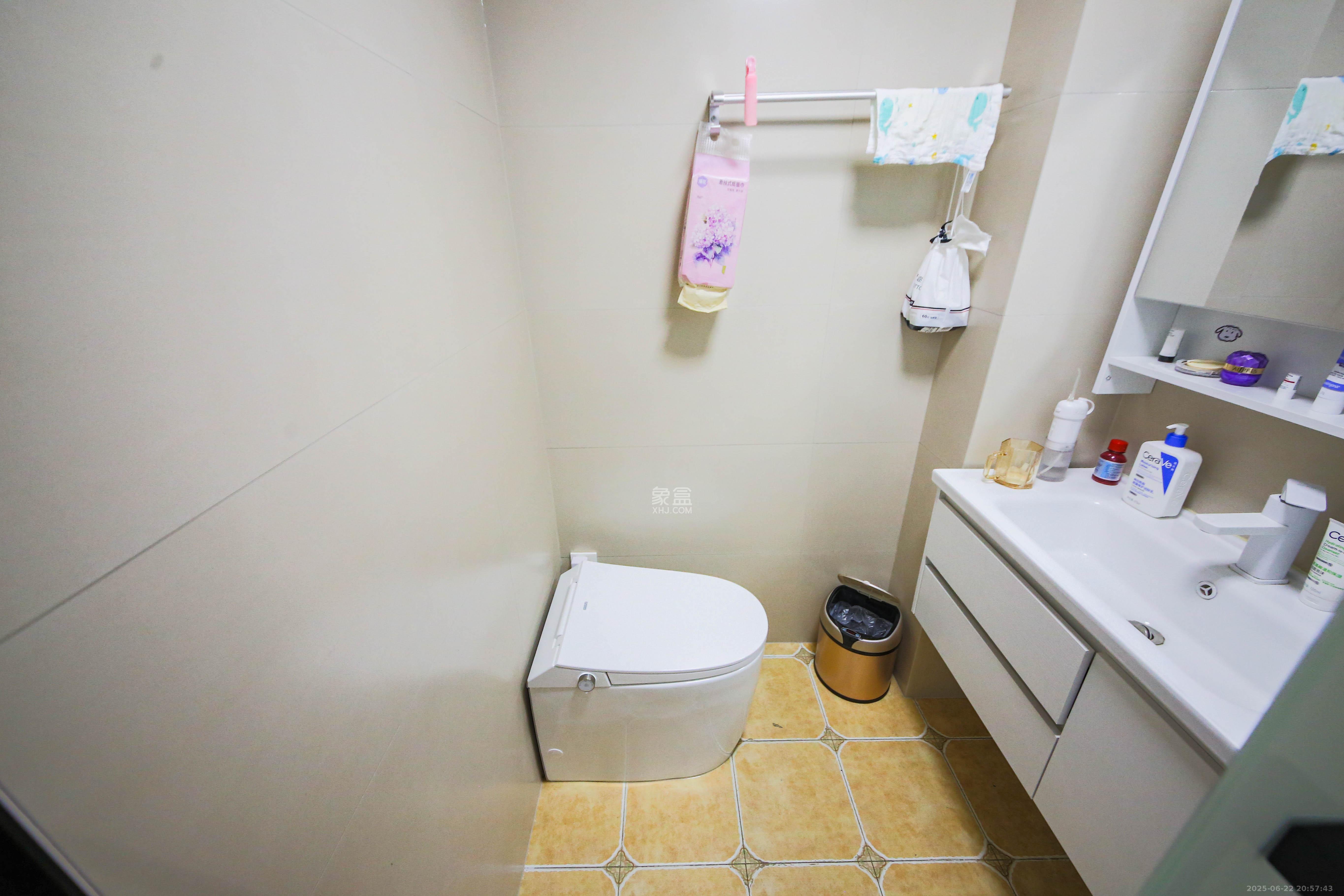 和庄 3室2厅1卫 116.8万 和庄 3室2厅1卫 116.8万卫生间