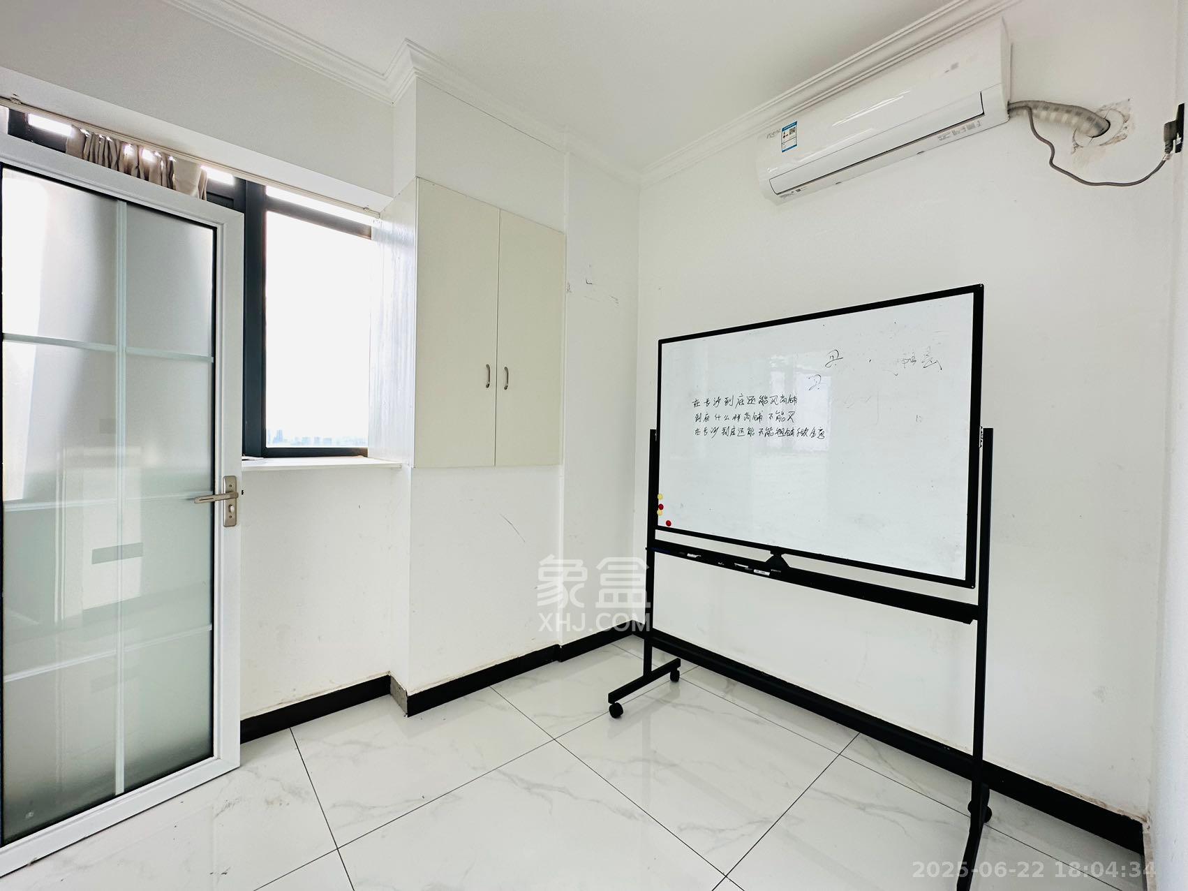 达美美立方 2室1厅1卫 2800.0元/月 达美美立方 2室1厅1卫 2800.0元/月室内图