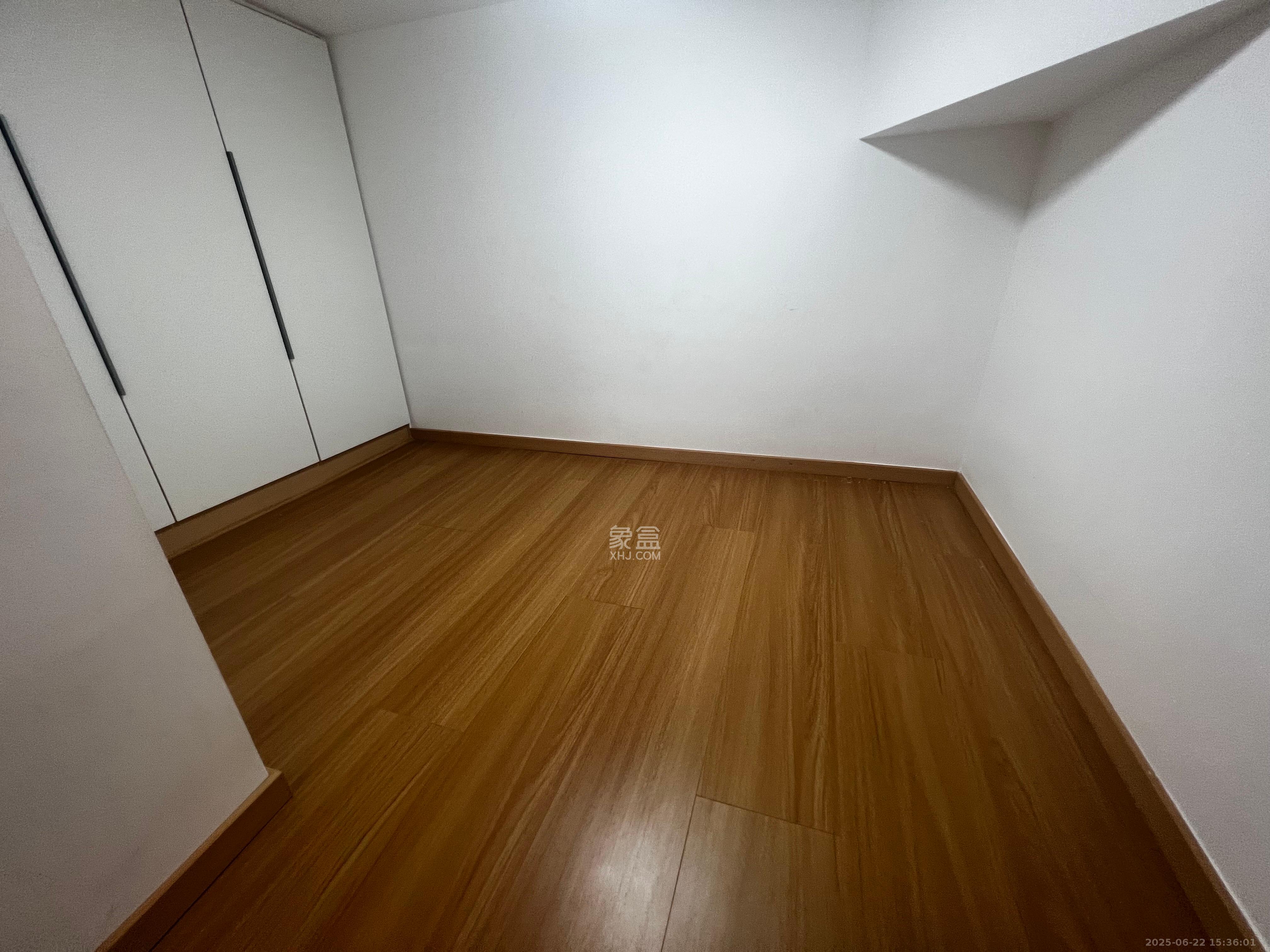 保利中环广场（保利中悦苑）  1室1厅1卫   1500.00元/月室内图
