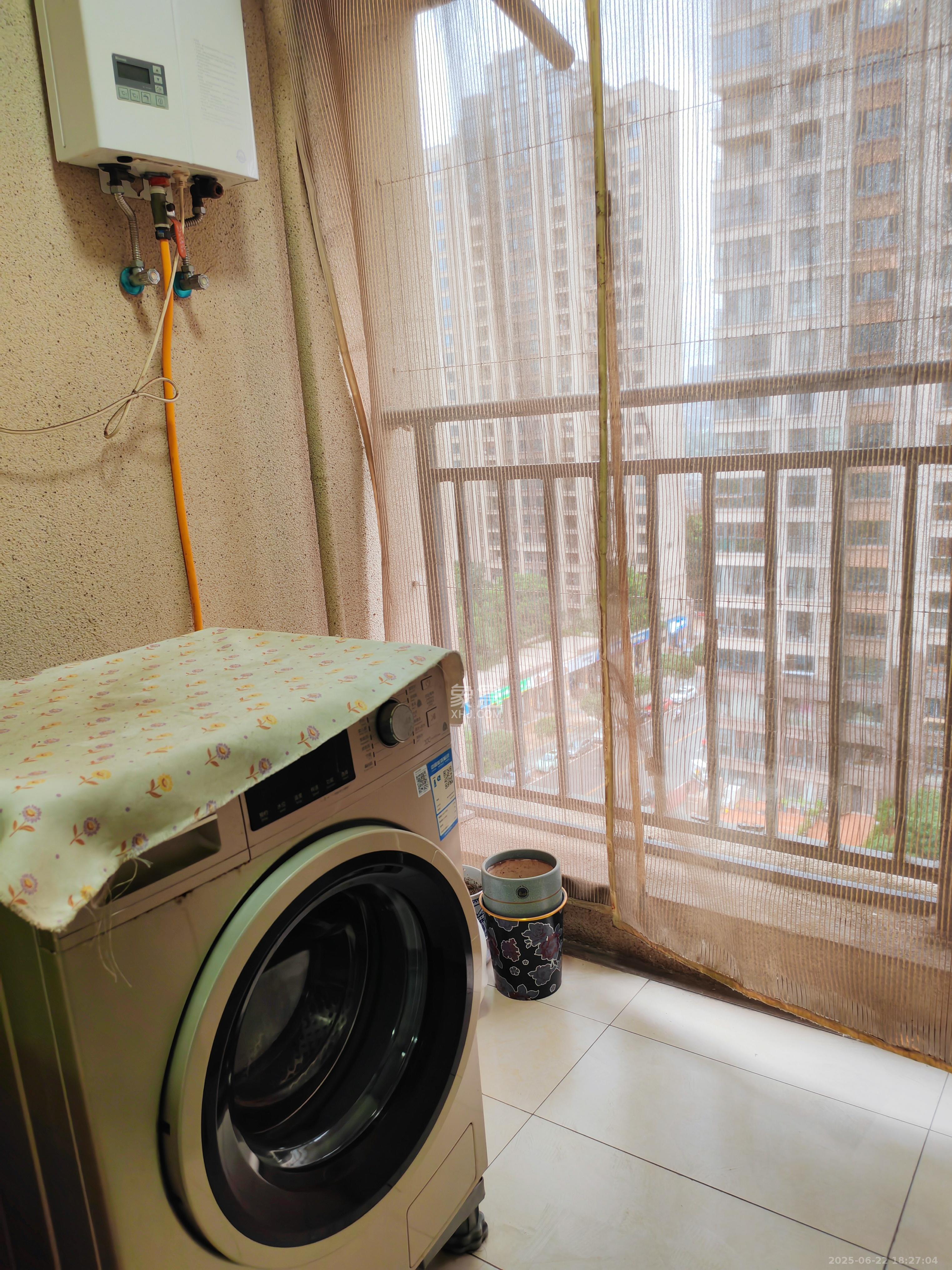 中海梅溪湖壹号 3室2厅2卫 3000.0元/月 中海梅溪湖壹号 3室2厅2卫 3000.0元/月室内图