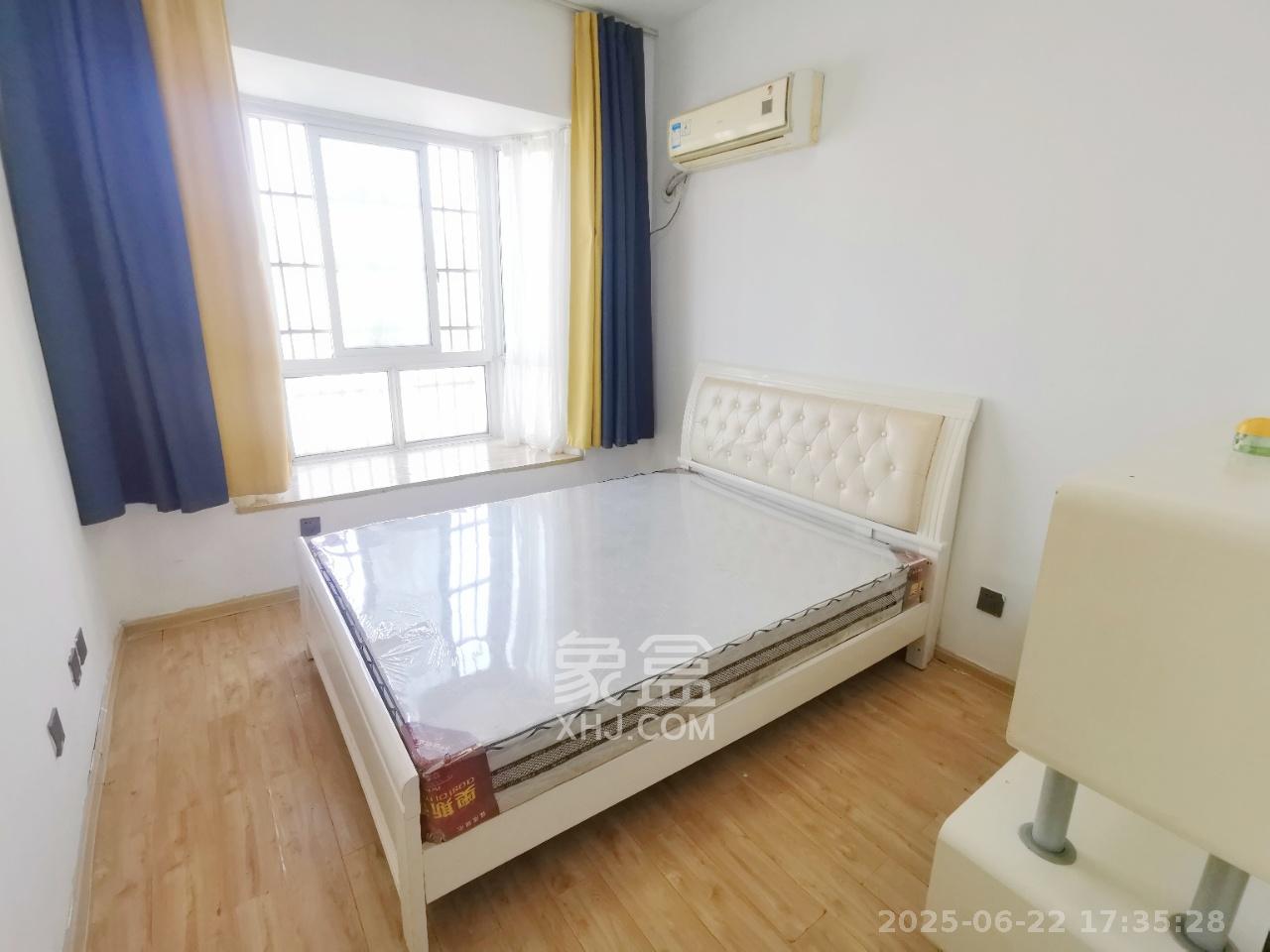 三王丽都  1室1厅1卫    2400.0元/月室内图