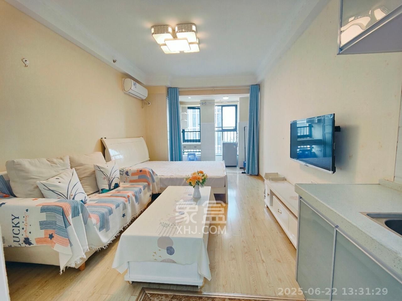 中建芙蓉嘉苑 1室1厅1卫 1180.0元/月 中建芙蓉嘉苑 1室1厅1卫 1180.0元/月室内图