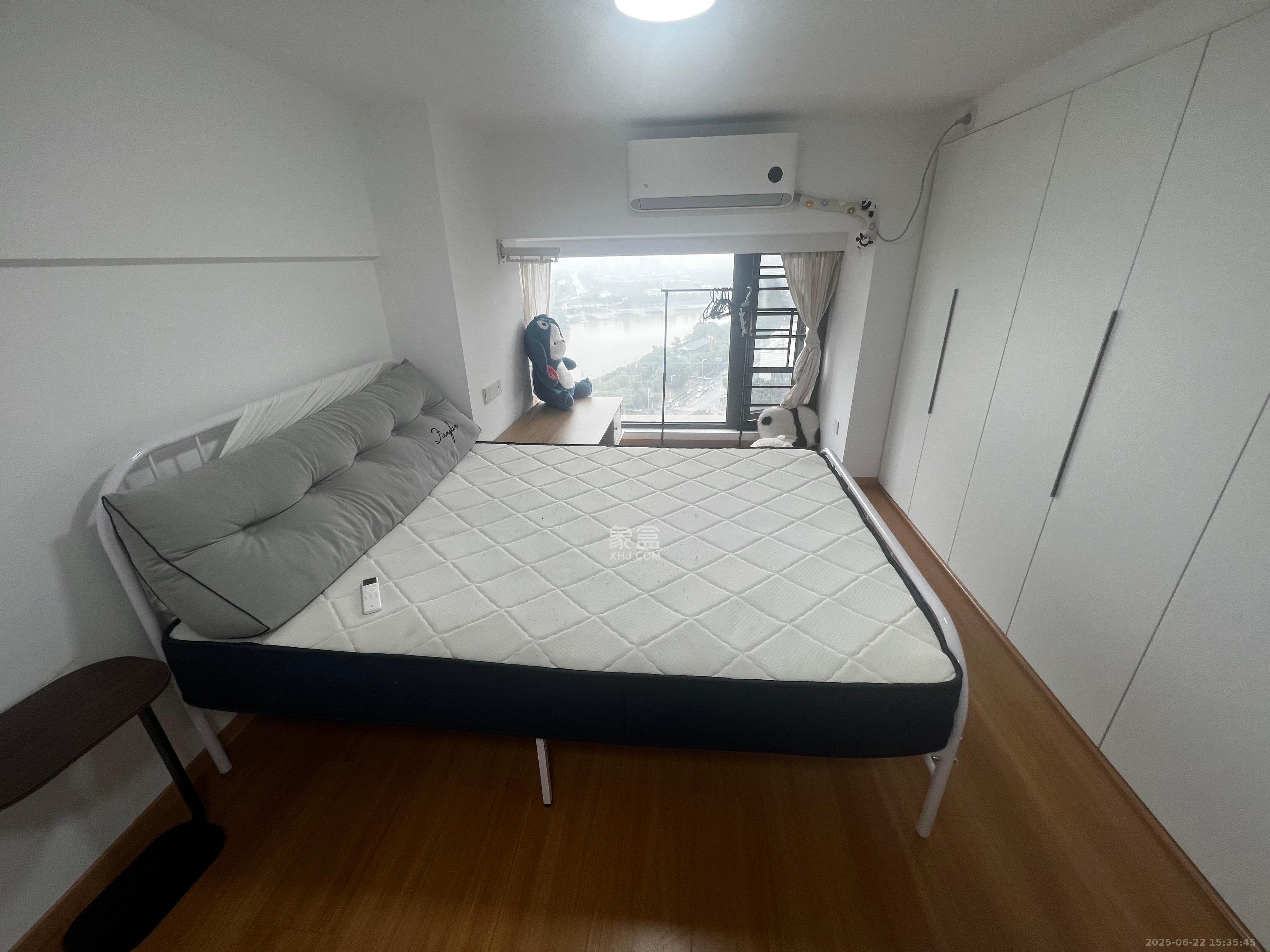 保利中环广场（保利中悦苑）  1室1厅1卫   1500.00元/月室内图