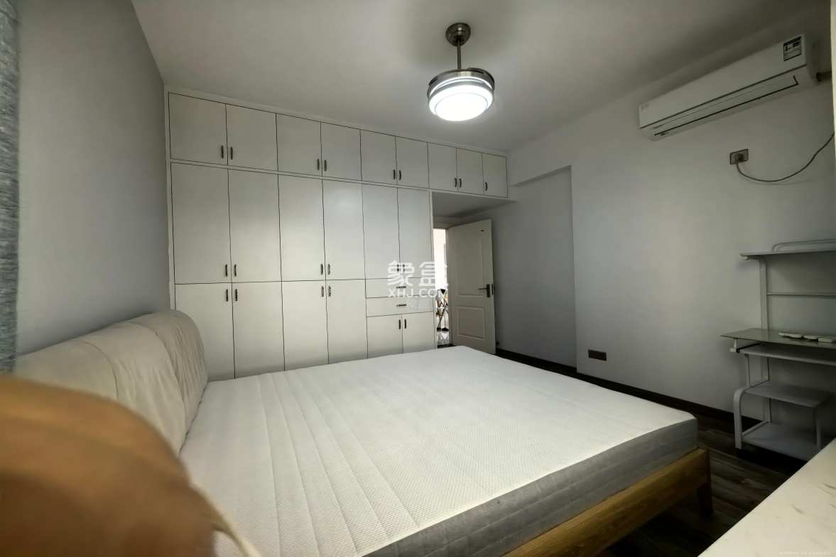 武广国际学苑  3室2厅2卫    2000.0元/月 武广国际学苑  3室2厅2卫    2000.0元/月室内图