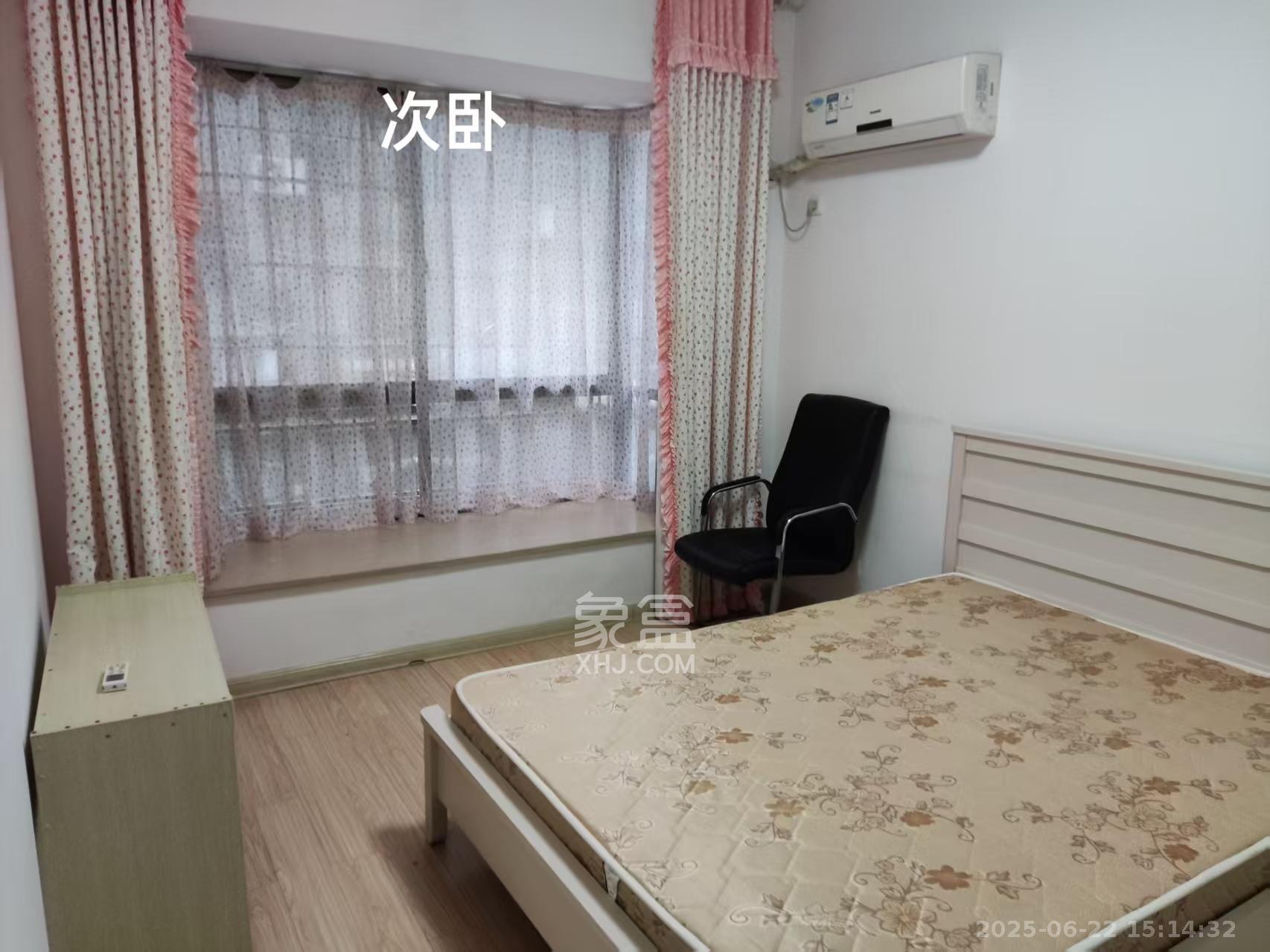 杨家湾小区  2室2厅1卫   1300.00元/月室内图