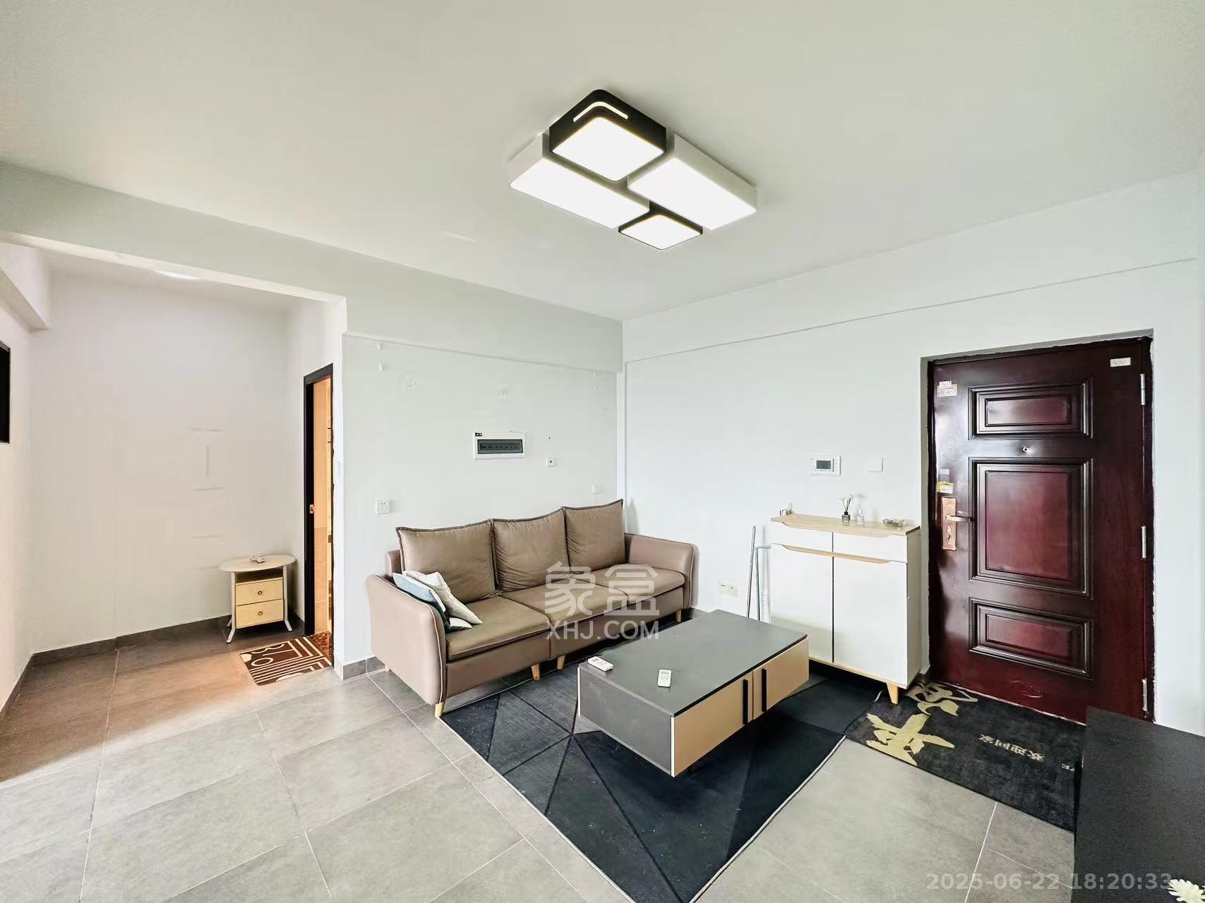 凯悦名城(泰悦公寓) 2室2厅1卫 2500.0元/月 凯悦名城(泰悦公寓) 2室2厅1卫 2500.0元/月室内图