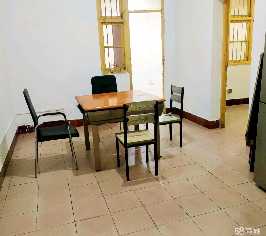 望麓园散盘 1室2厅1卫 2100.0元/月 望麓园散盘 1室2厅1卫 2100.0元/月户型图